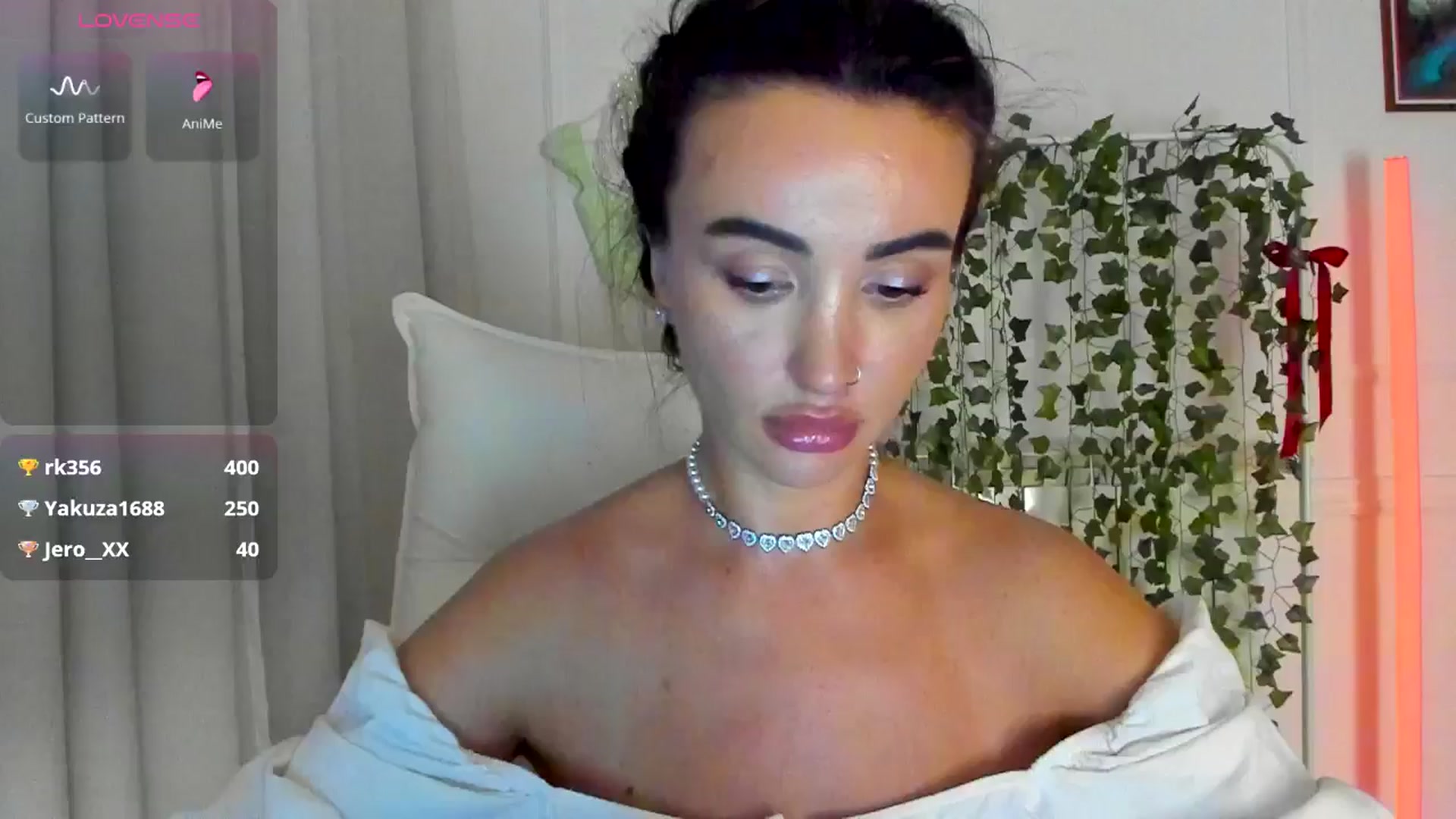 Gallery image thumbnail from AlyssiaKENT1's myfreecams stream on, 04/28/2025, 18:57 image 5 of 20