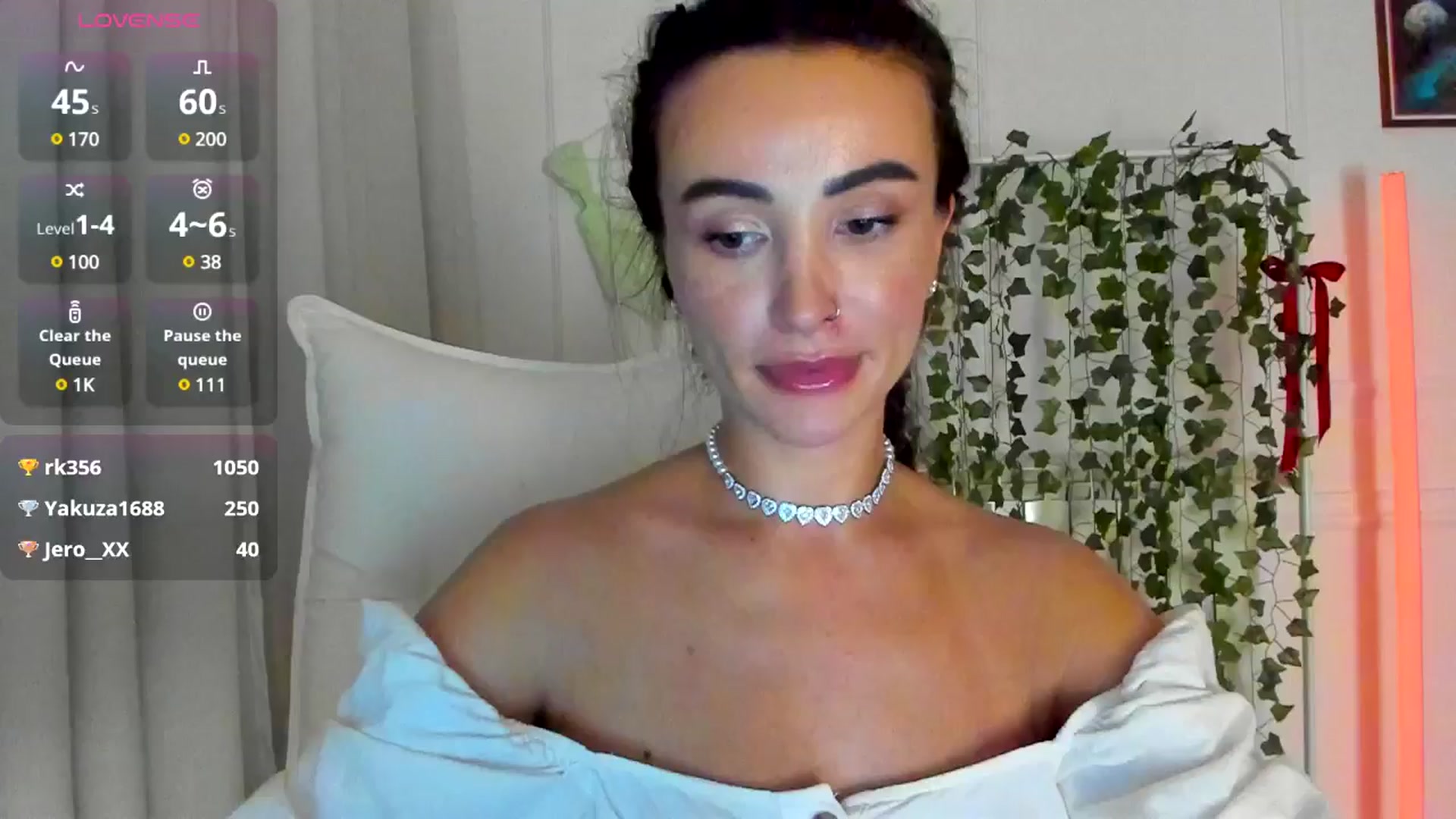 Gallery image thumbnail from AlyssiaKENT1's myfreecams stream on, 04/28/2025, 18:57 image 14 of 20