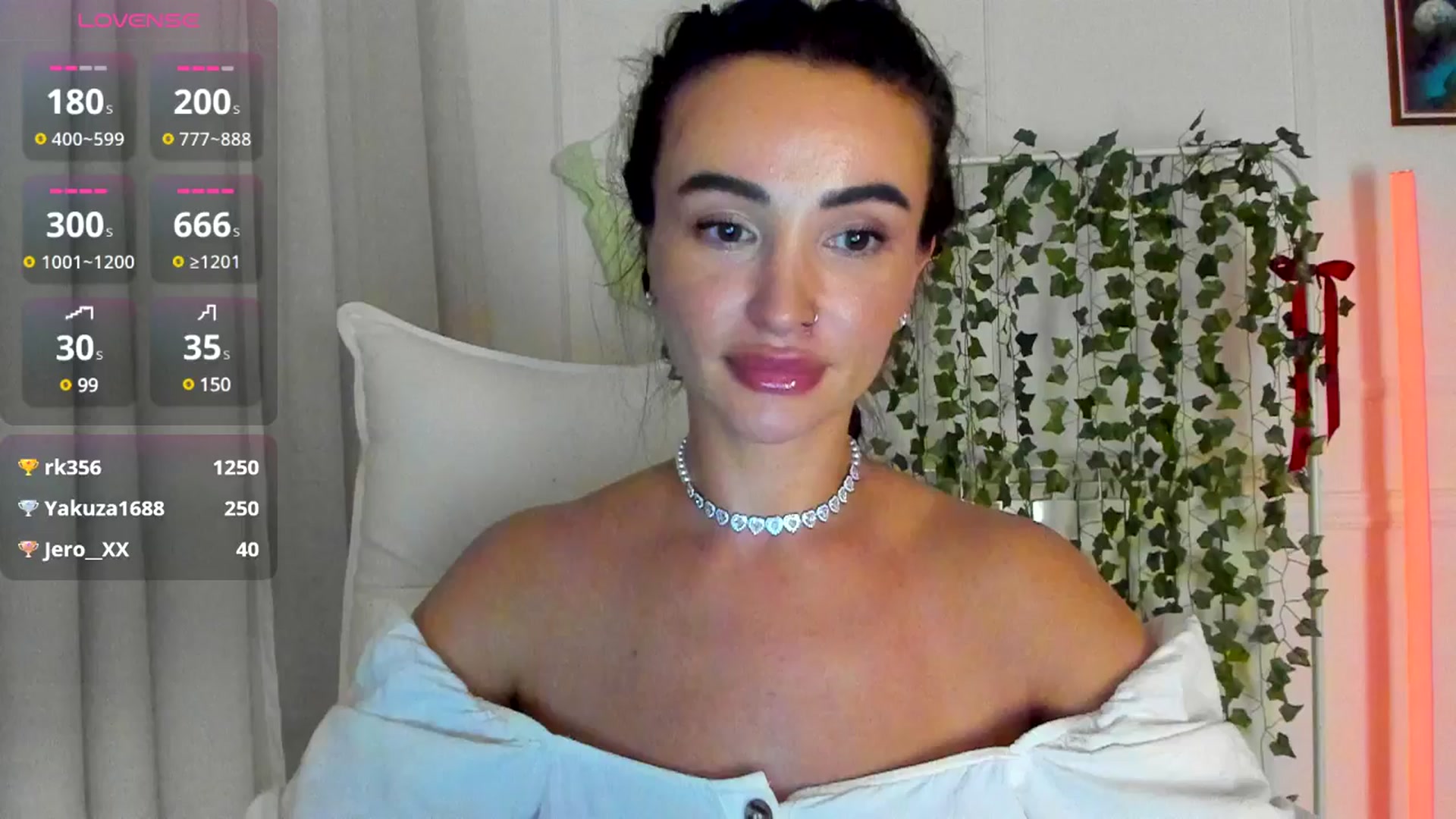Gallery image thumbnail from AlyssiaKENT1's myfreecams stream on, 04/28/2025, 18:57 image 17 of 20