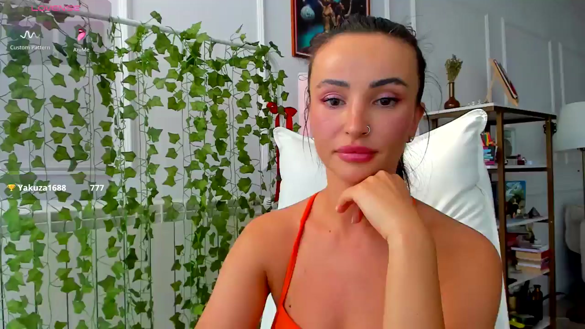 Gallery image thumbnail from AlyssiaKENT1's myfreecams stream on, 04/30/2025, 16:15 image 12 of 20