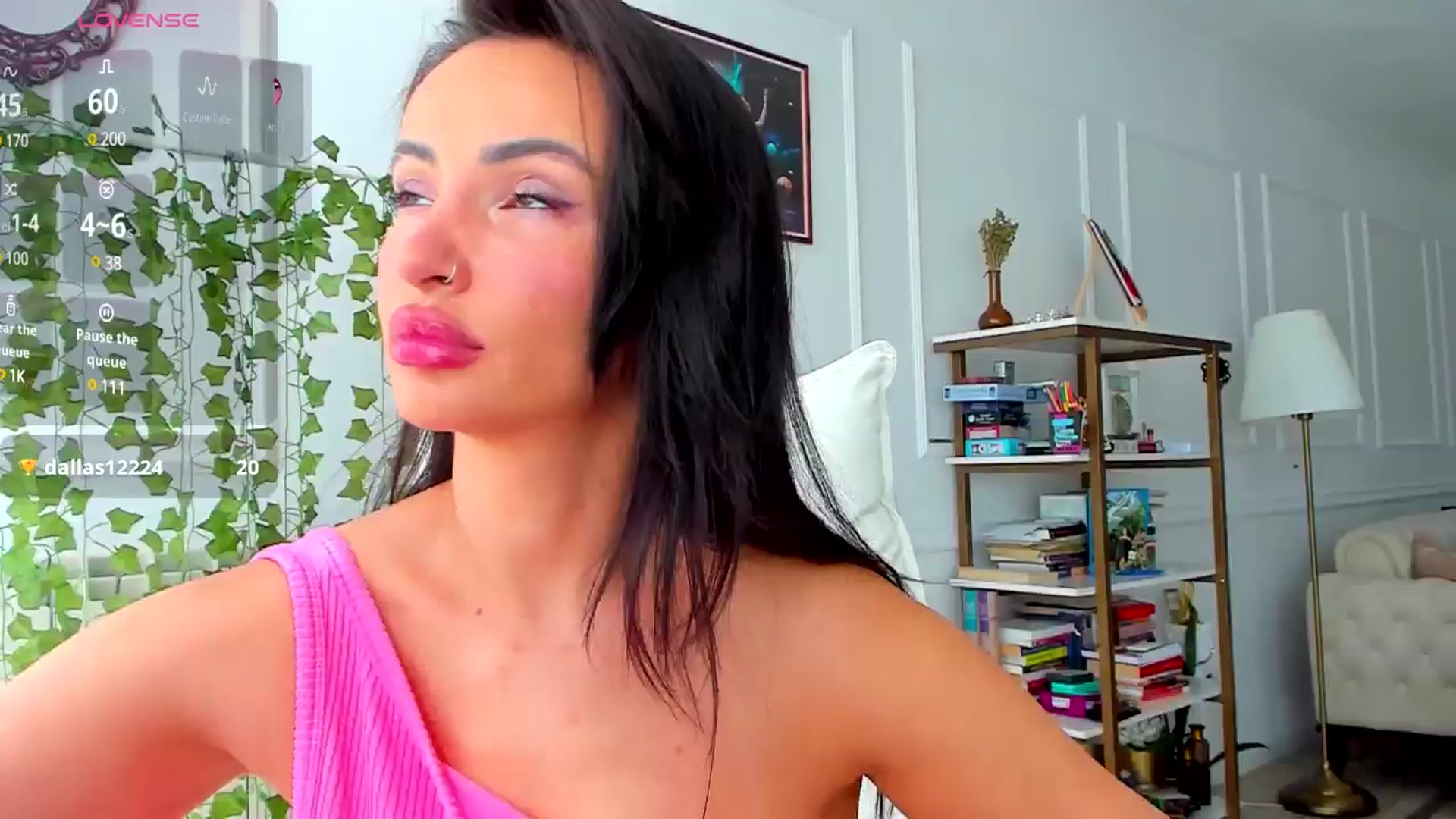 Gallery image thumbnail from AlyssiaKENT1's myfreecams stream on, 05/02/2025, 12:44 image 5 of 20