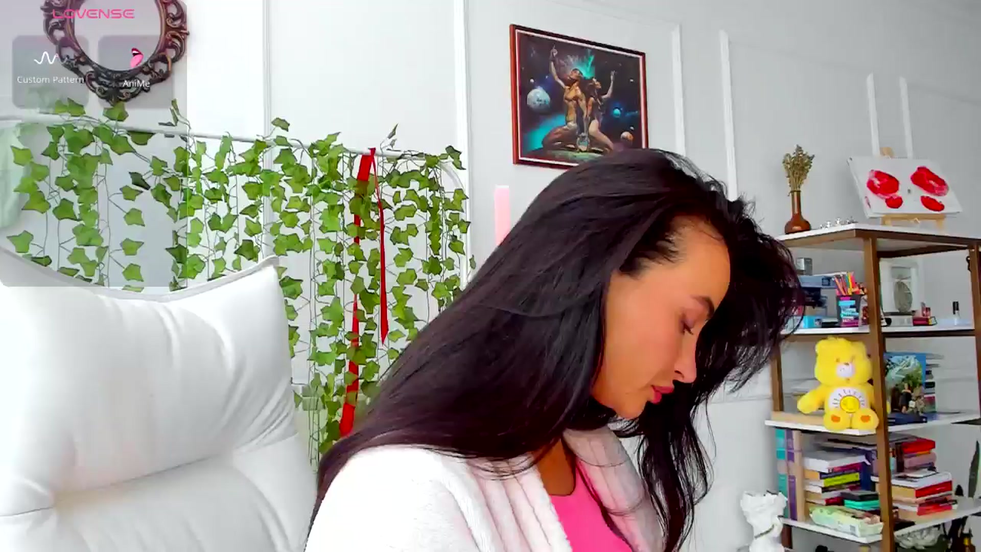 Gallery image thumbnail from AlyssiaKENT1's myfreecams stream on, 05/11/2025, 10:18 image 13 of 20