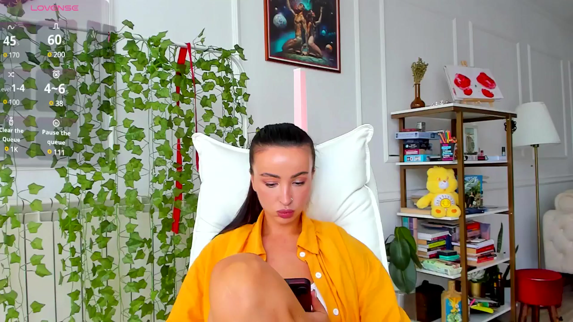 Gallery image thumbnail from AlyssiaKENT1's myfreecams stream on, 05/13/2025, 12:57 image 4 of 20