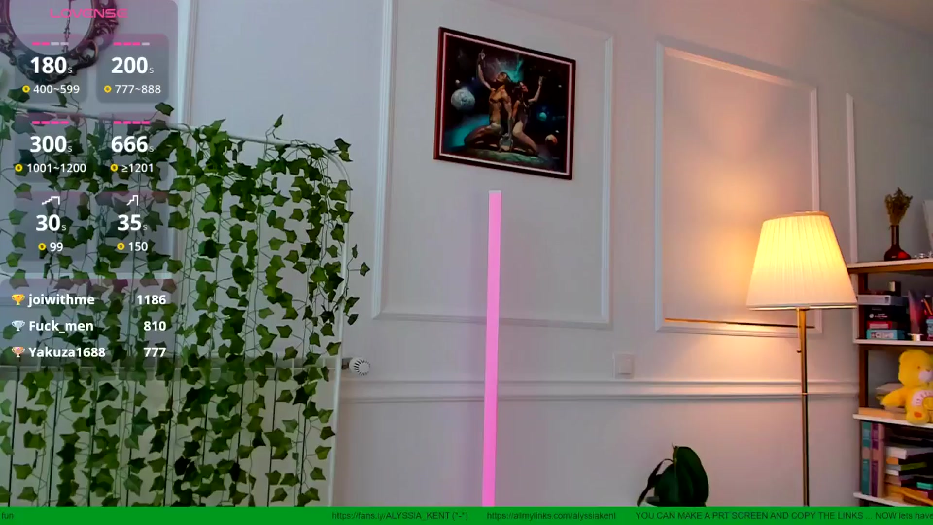 Gallery image thumbnail from AlyssiaKENT1's myfreecams stream on, 05/19/2025, 14:31 image 17 of 20