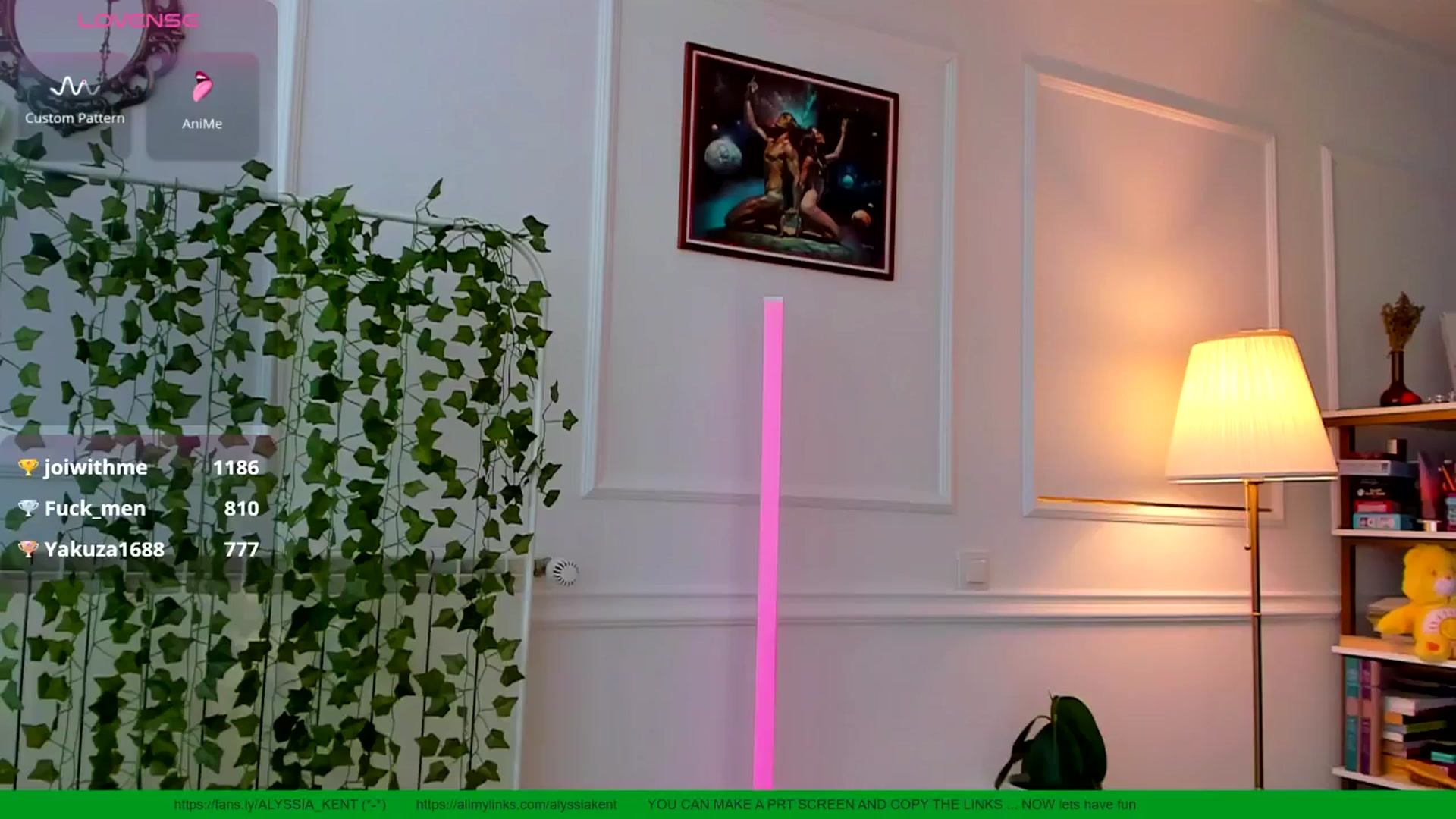 Gallery image thumbnail from AlyssiaKENT1's myfreecams stream on, 05/19/2025, 14:31 image 16 of 20
