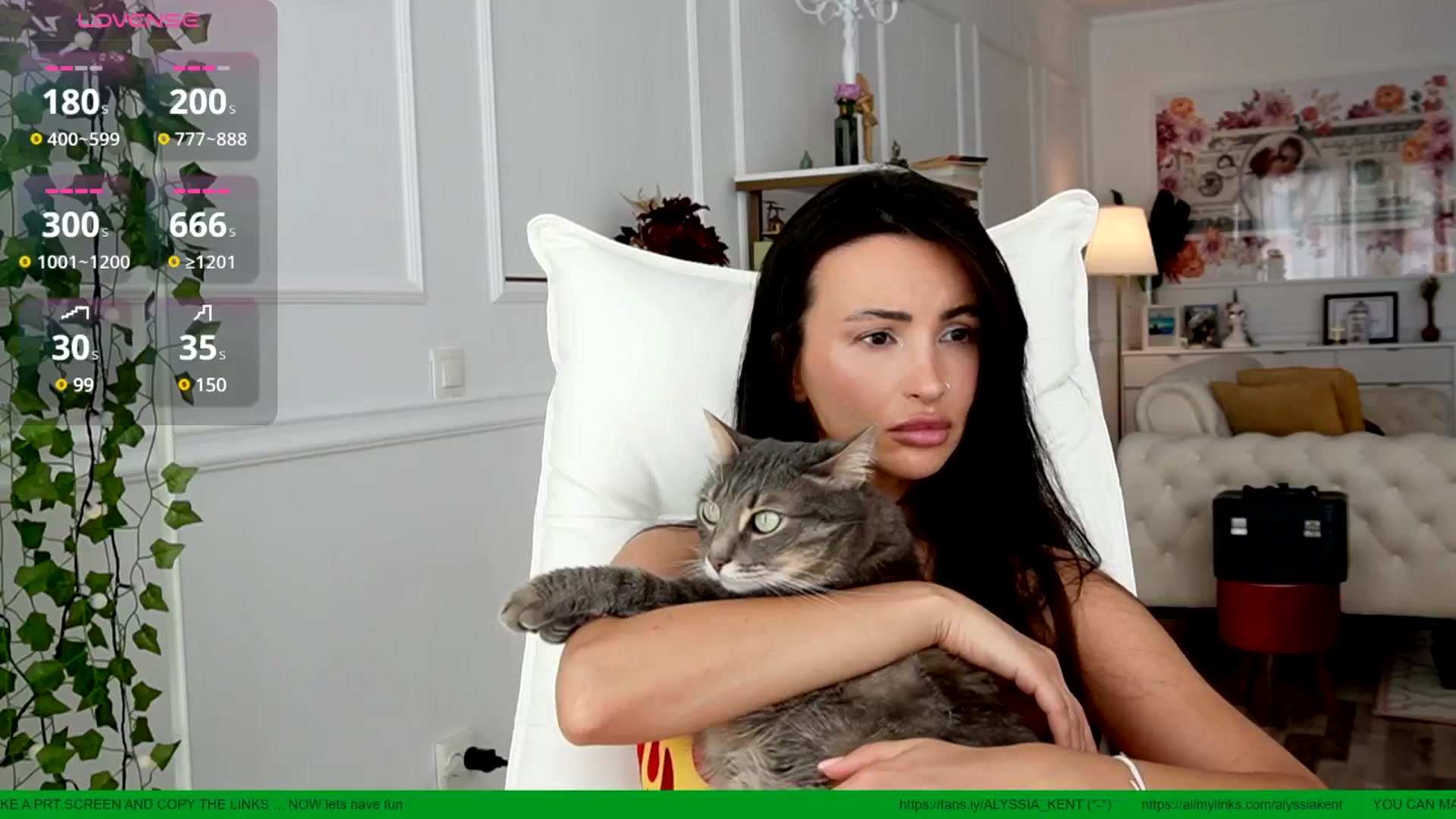 Gallery image thumbnail from AlyssiaKENT1's myfreecams stream on, 05/27/2025, 13:09 image 19 of 20