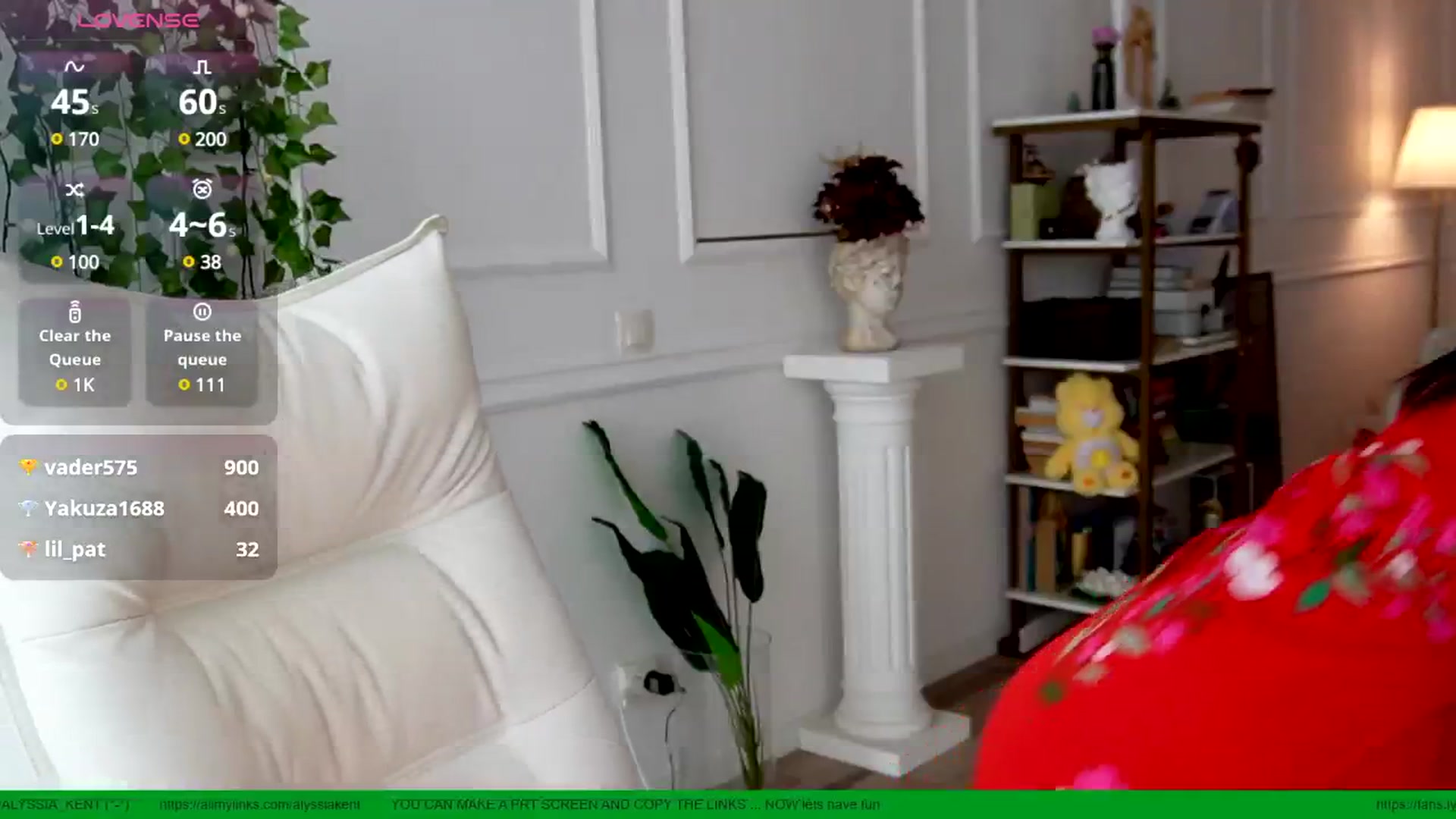 Gallery image thumbnail from AlyssiaKENT1's myfreecams stream on, 05/28/2025, 13:16 image 18 of 20