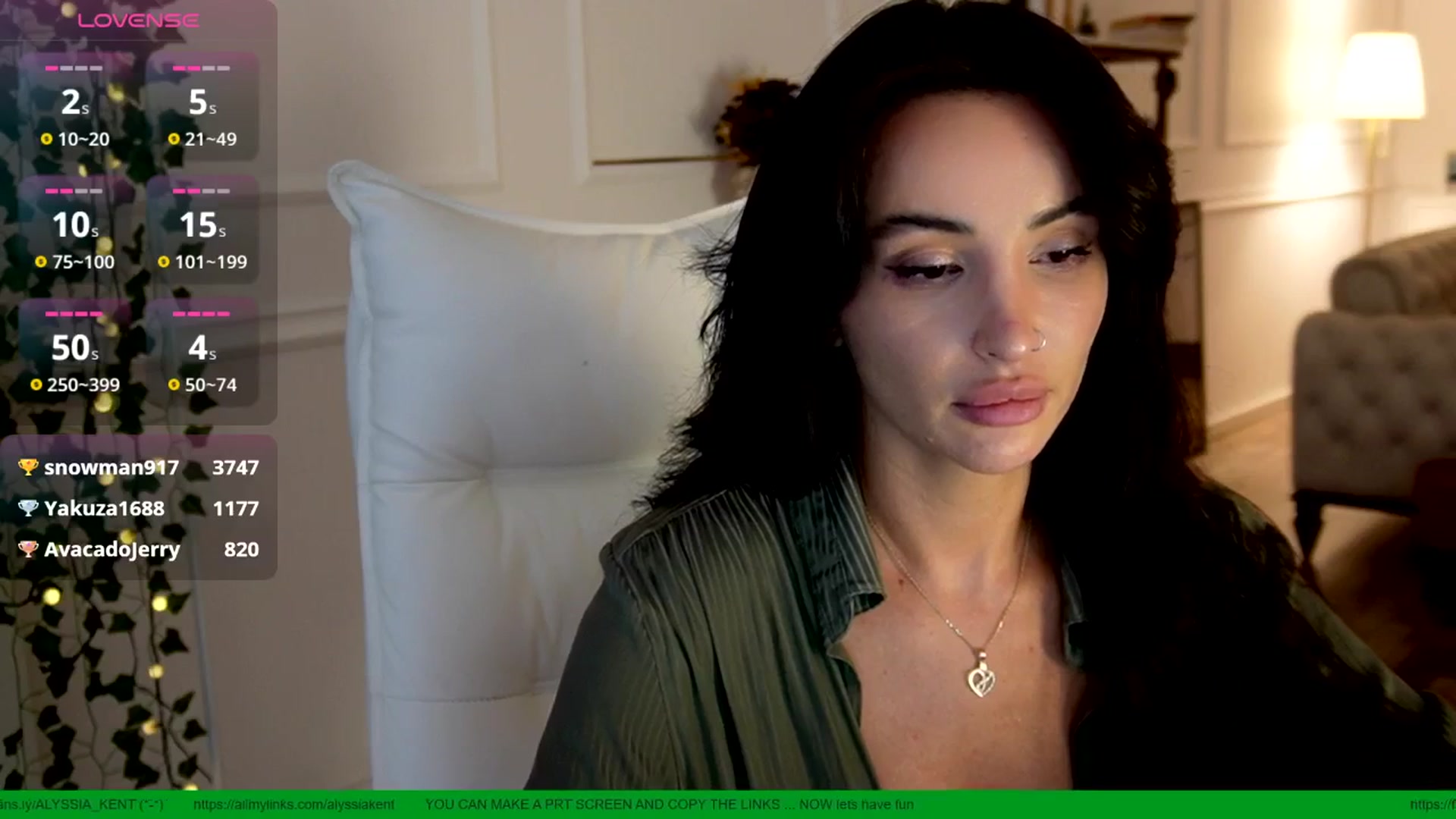 Gallery image thumbnail from AlyssiaKENT1's myfreecams stream on, 05/29/2025, 17:53 image 17 of 20