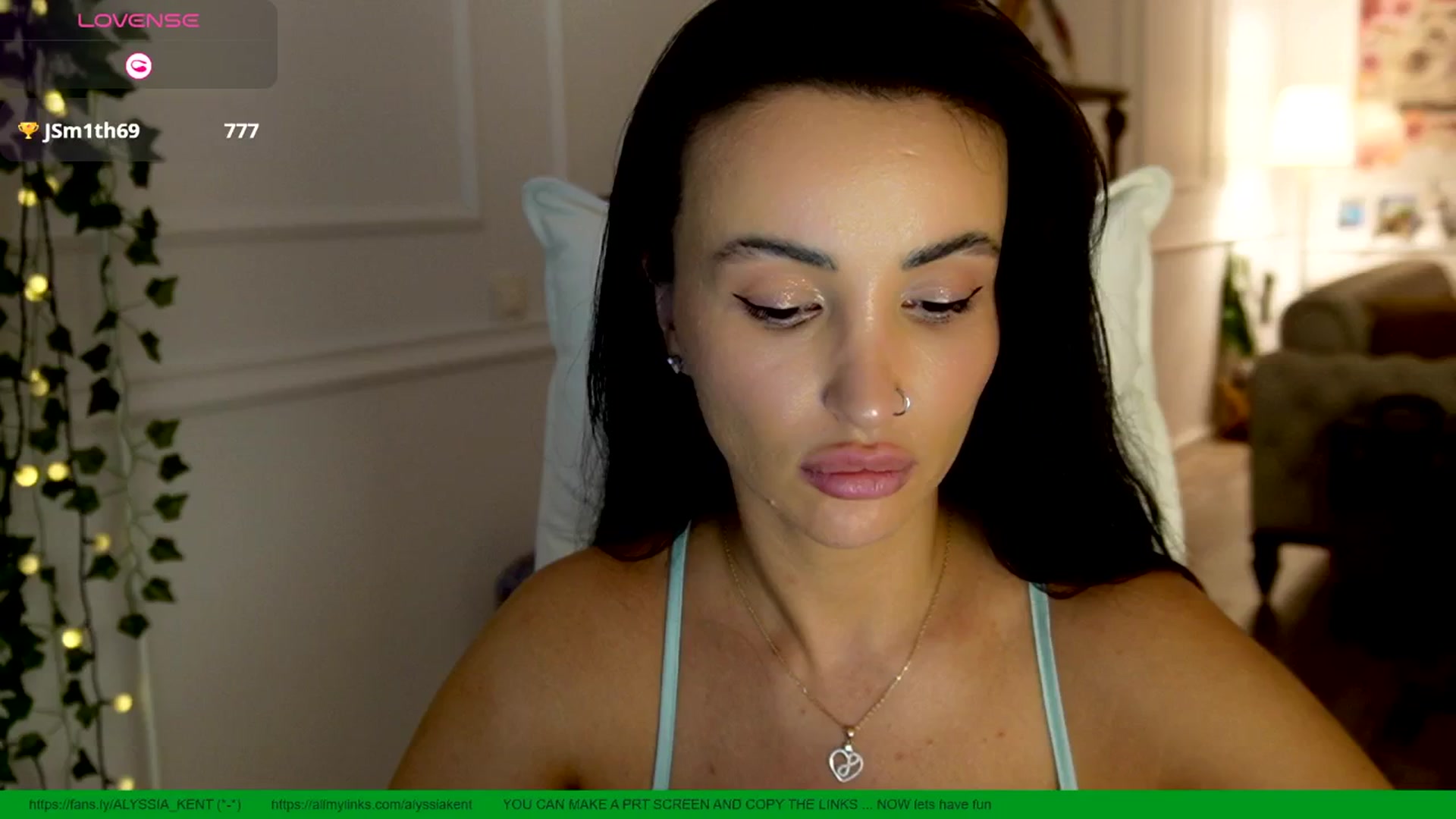 Gallery image thumbnail from AlyssiaKENT1's myfreecams stream on, 06/02/2025, 19:45 image 8 of 20