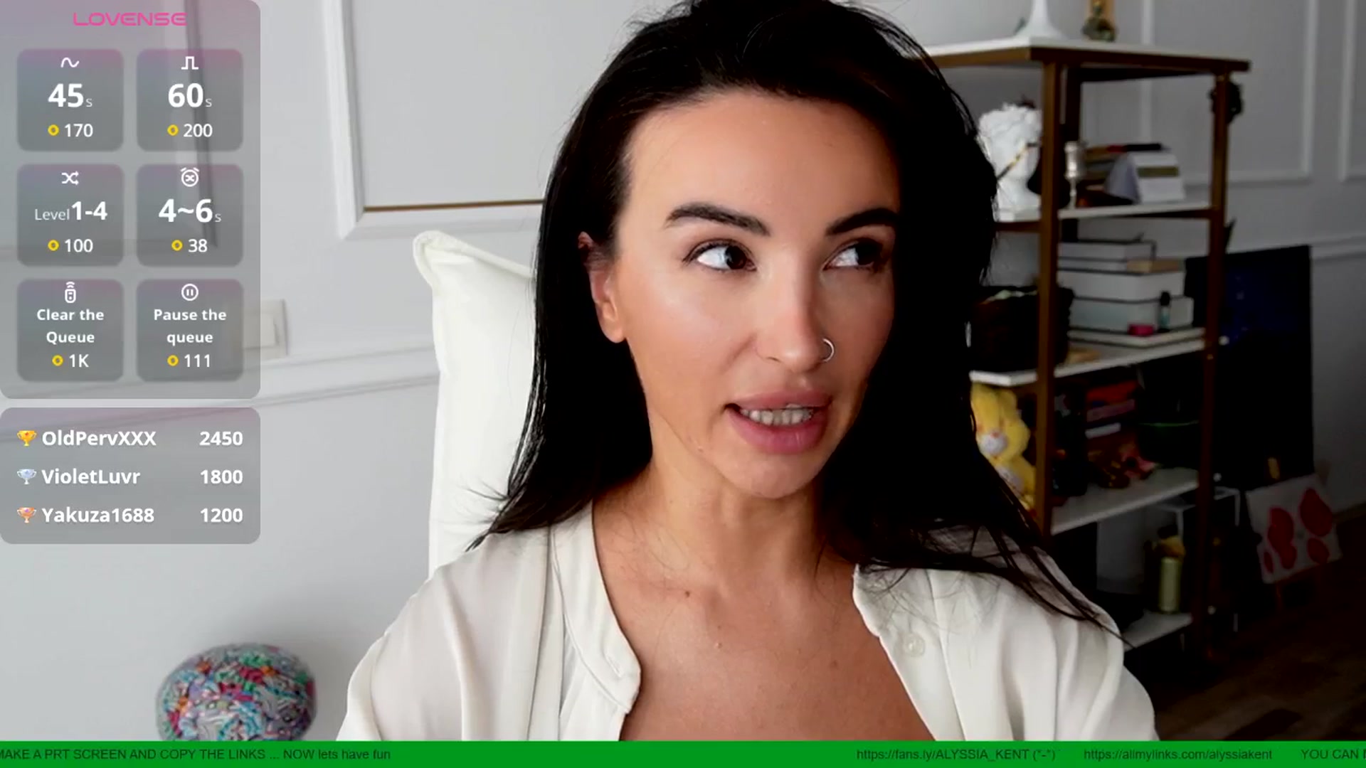 Gallery image thumbnail from AlyssiaKENT1's myfreecams stream on, 06/12/2025, 14:59 image 12 of 20