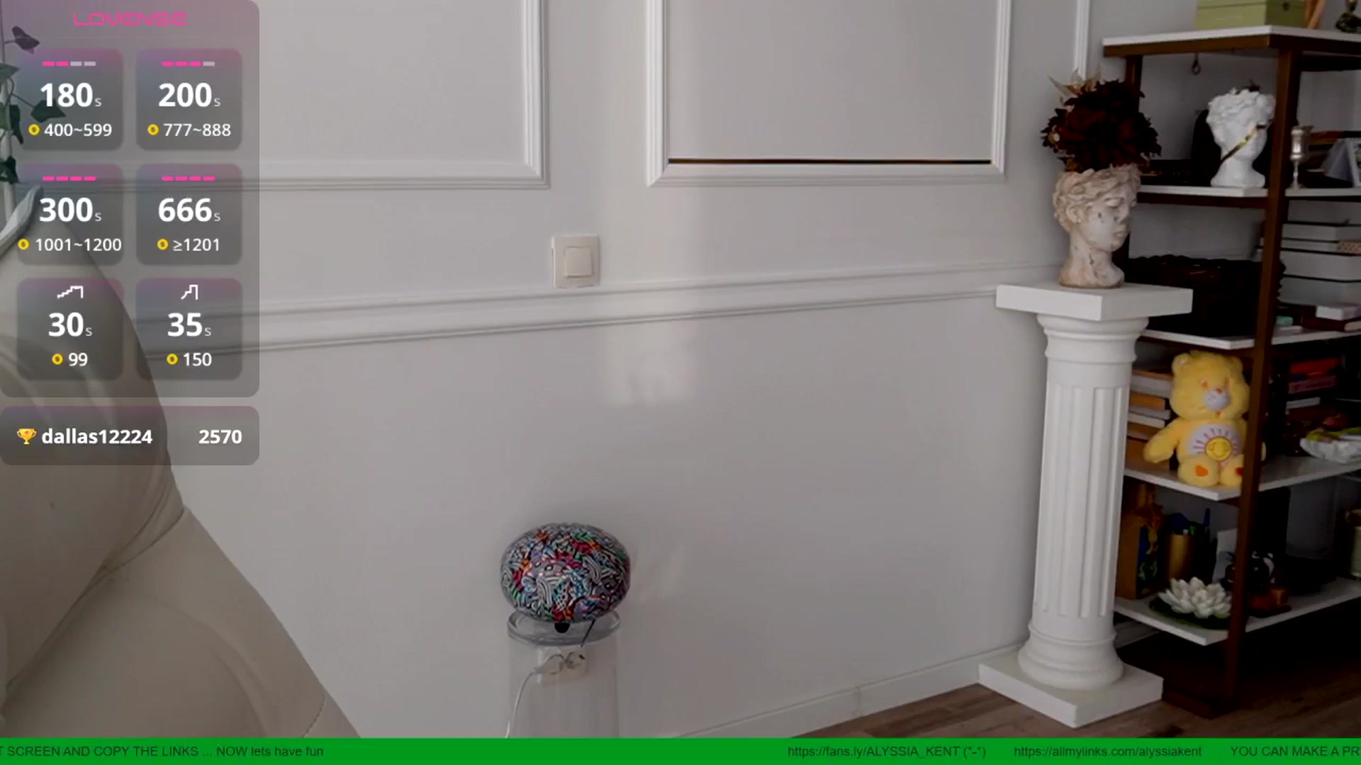 Gallery image thumbnail from AlyssiaKENT1's myfreecams stream on, 06/30/2025, 17:07 image 19 of 20