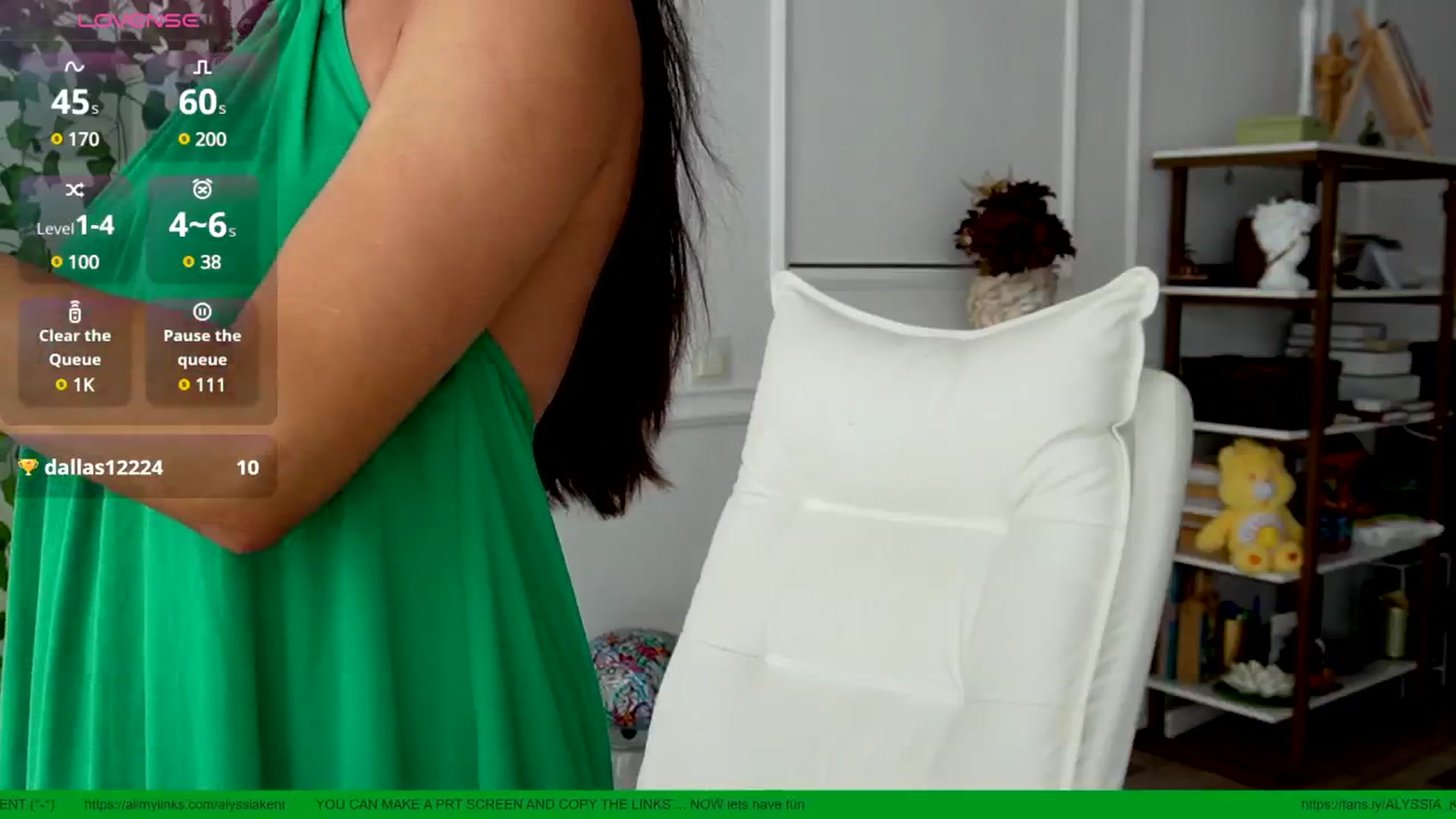 Gallery image thumbnail from AlyssiaKENT1's myfreecams stream on, 07/15/2025, 13:42 image 7 of 20