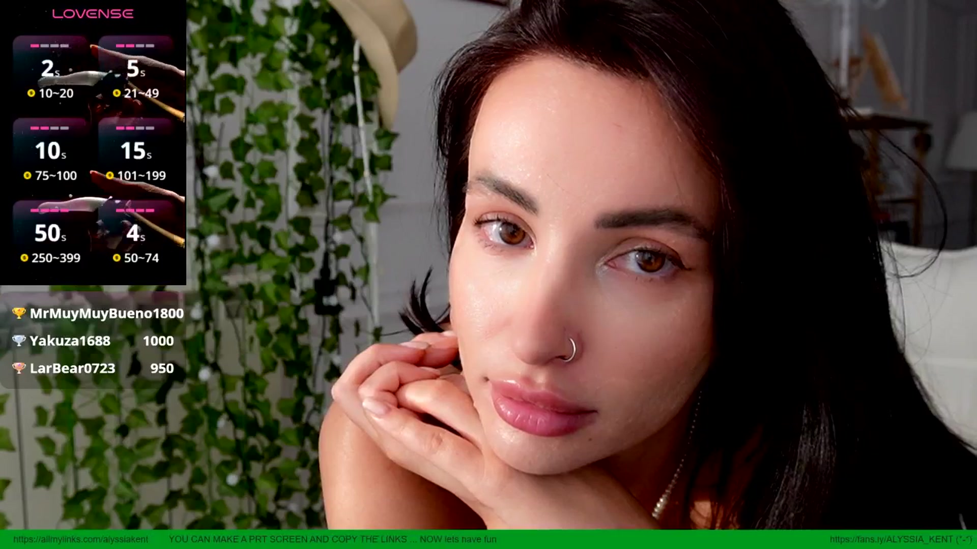 Gallery image thumbnail from AlyssiaKENT1's myfreecams stream on, 08/11/2025, 16:45 image 19 of 20