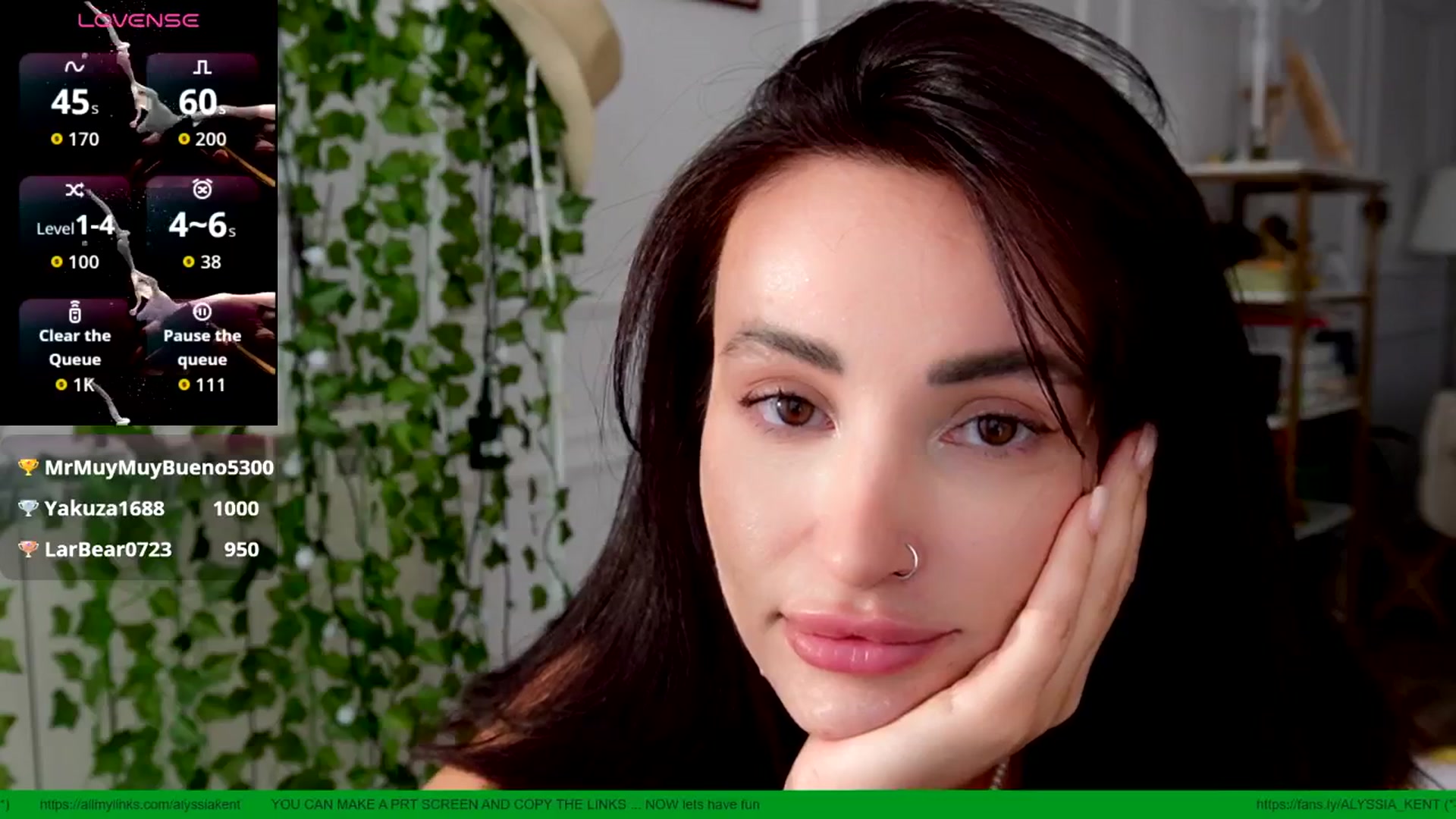 Gallery image thumbnail from AlyssiaKENT1's myfreecams stream on, 08/11/2025, 16:45 image 20 of 20