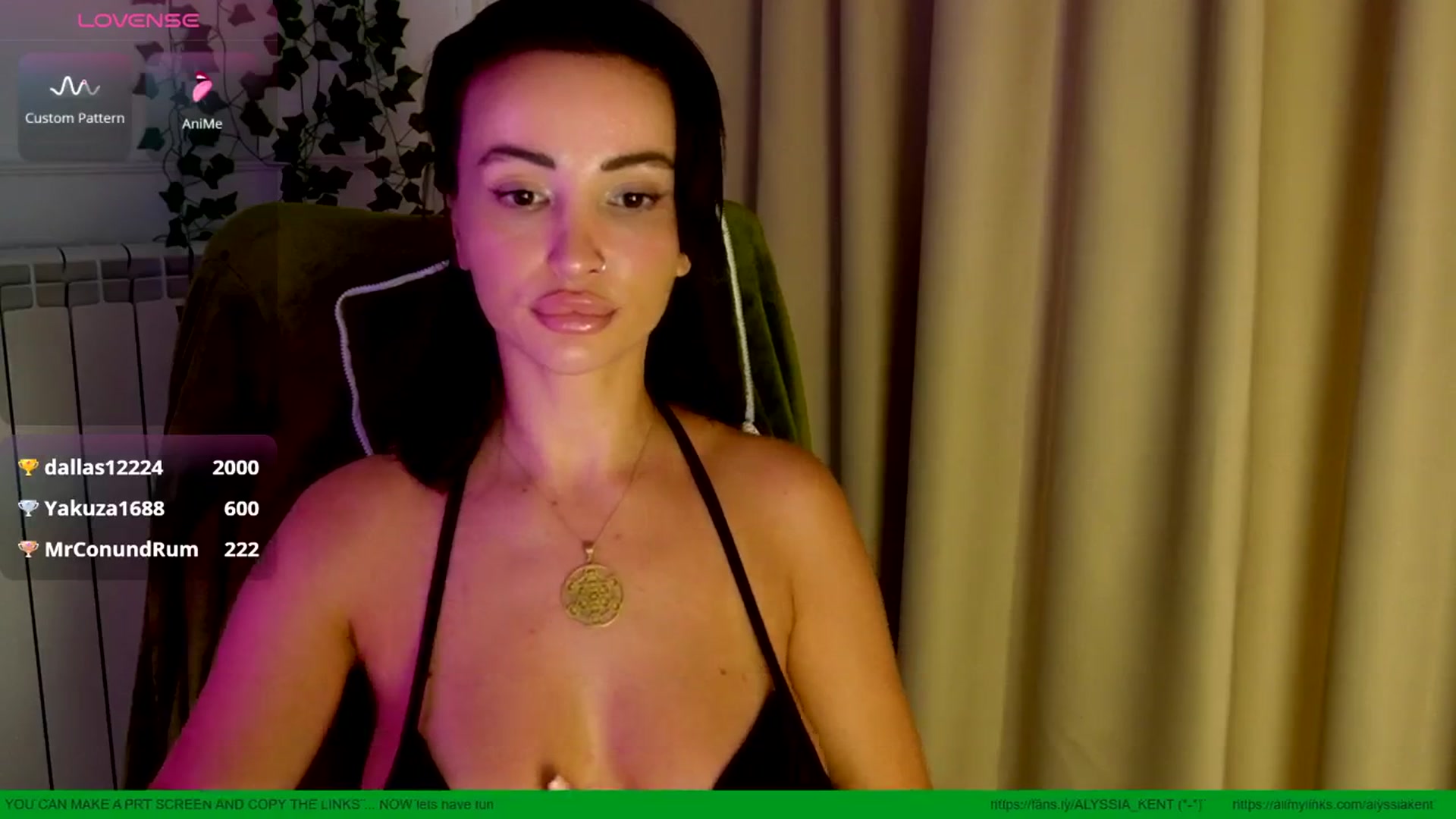 Gallery image thumbnail from AlyssiaKENT1's myfreecams stream on, 08/17/2025, 19:29 image 12 of 20