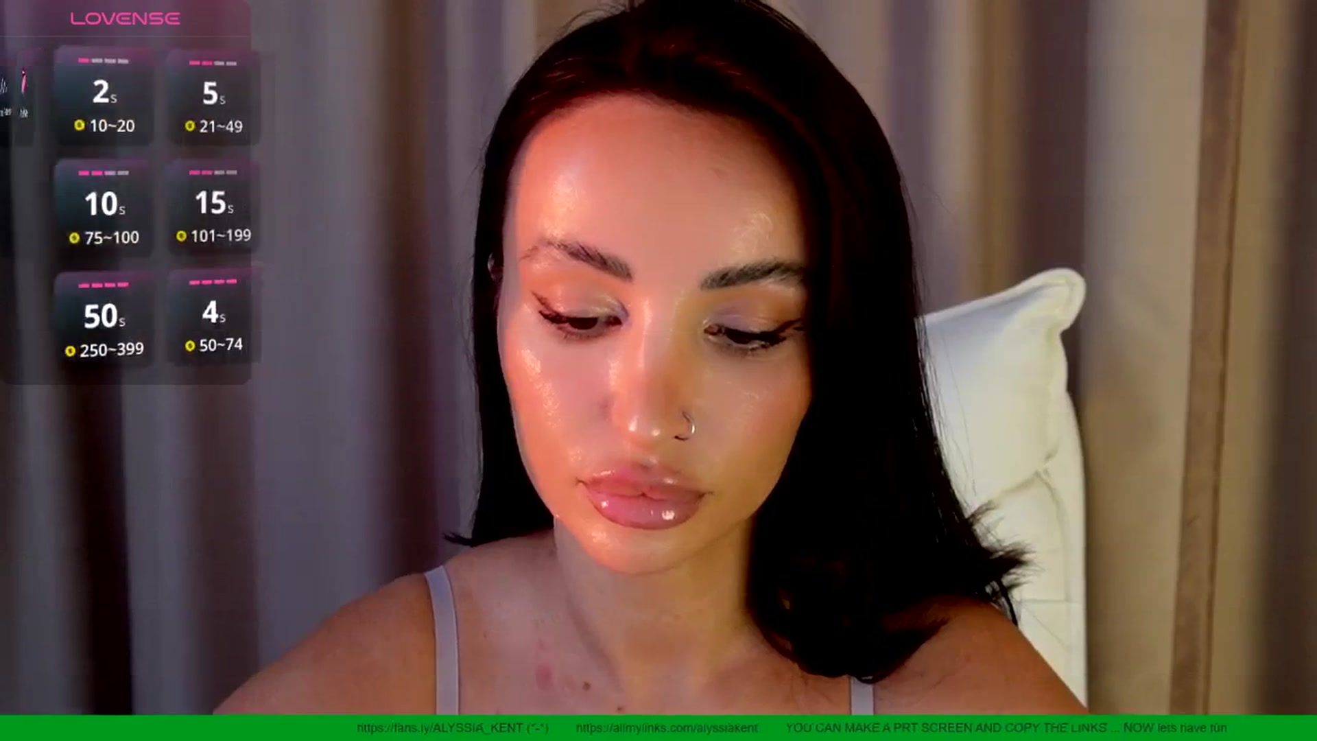 Gallery image thumbnail from AlyssiaKENT1's myfreecams stream on, 08/20/2025, 17:27 image 17 of 20