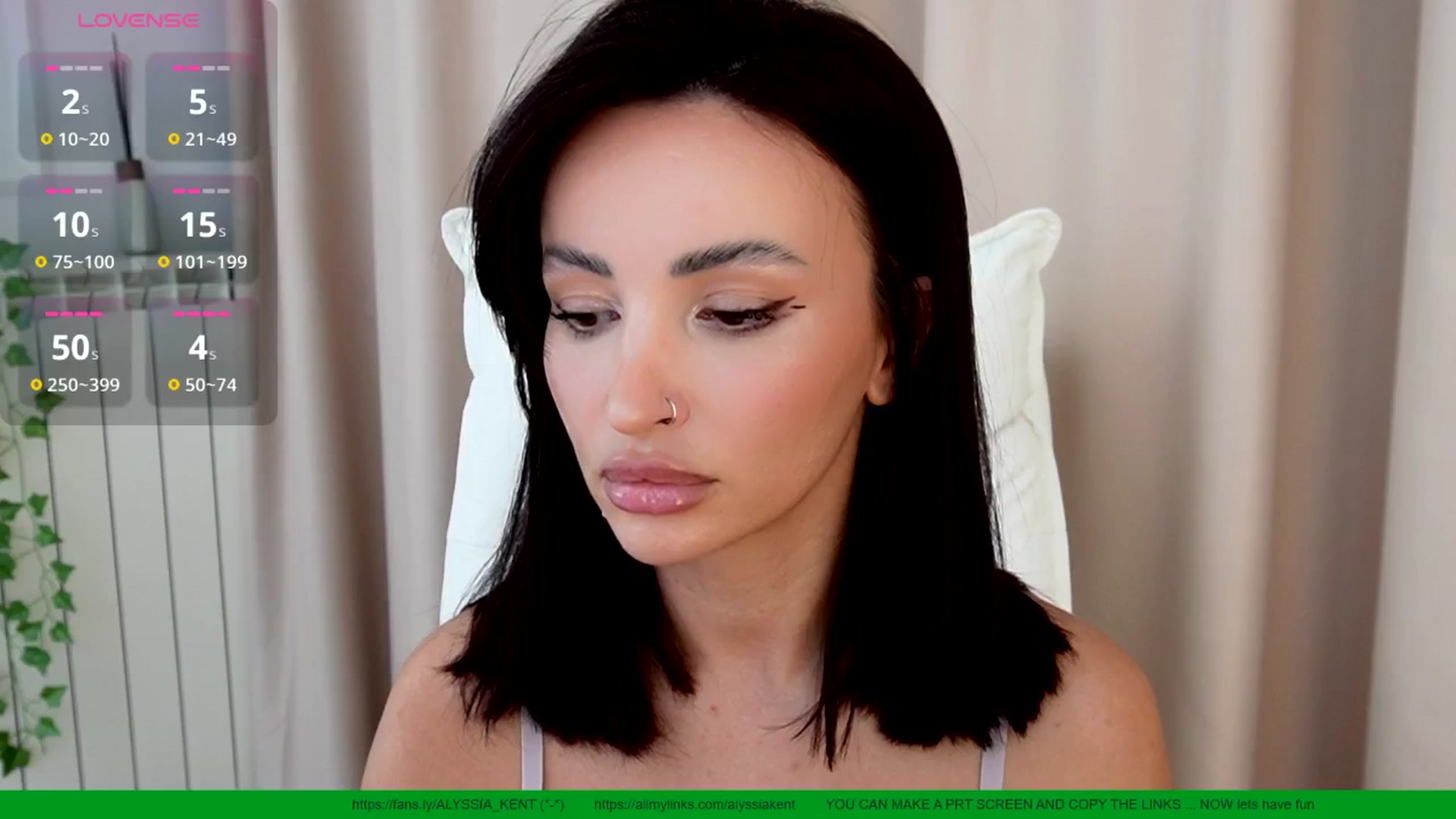 Gallery image thumbnail from AlyssiaKENT1's myfreecams stream on, 08/20/2025, 17:27 image 5 of 20