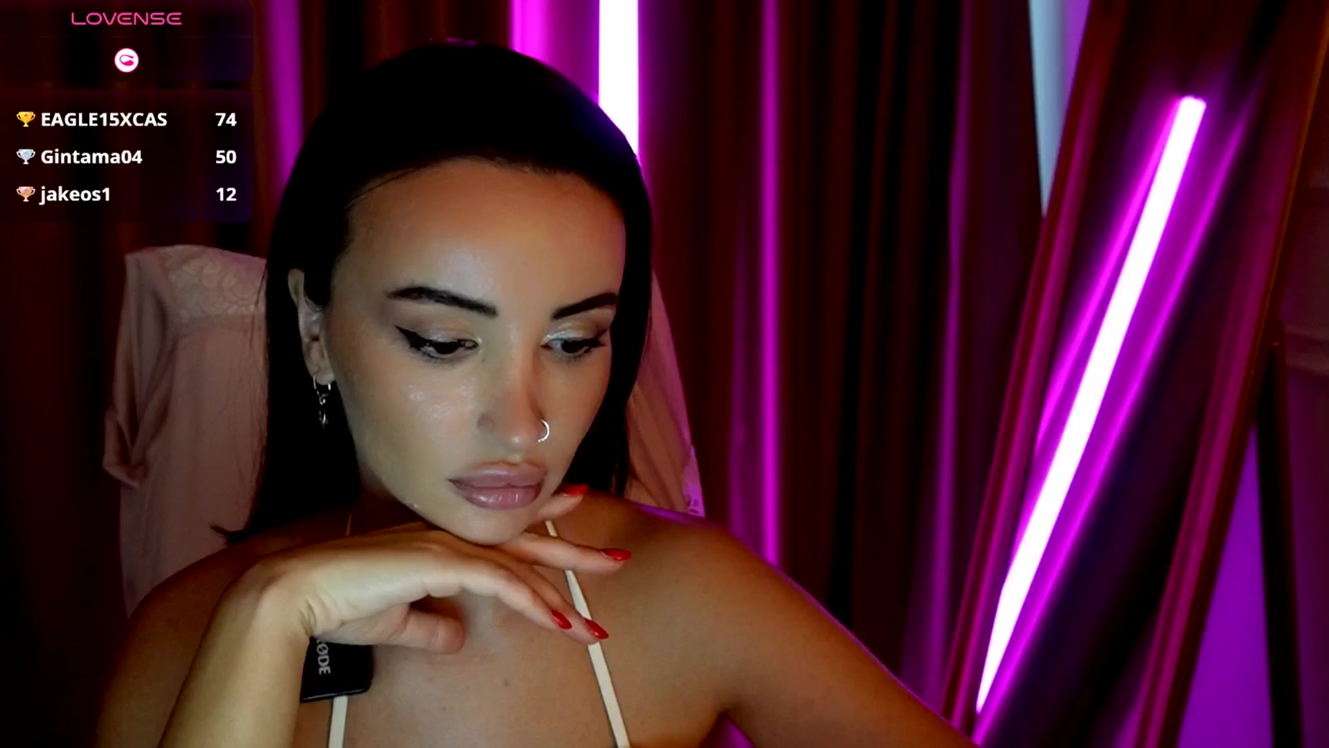 Gallery image thumbnail from AlyssiaKENT1's myfreecams stream on, 09/05/2025, 17:00 image 17 of 20
