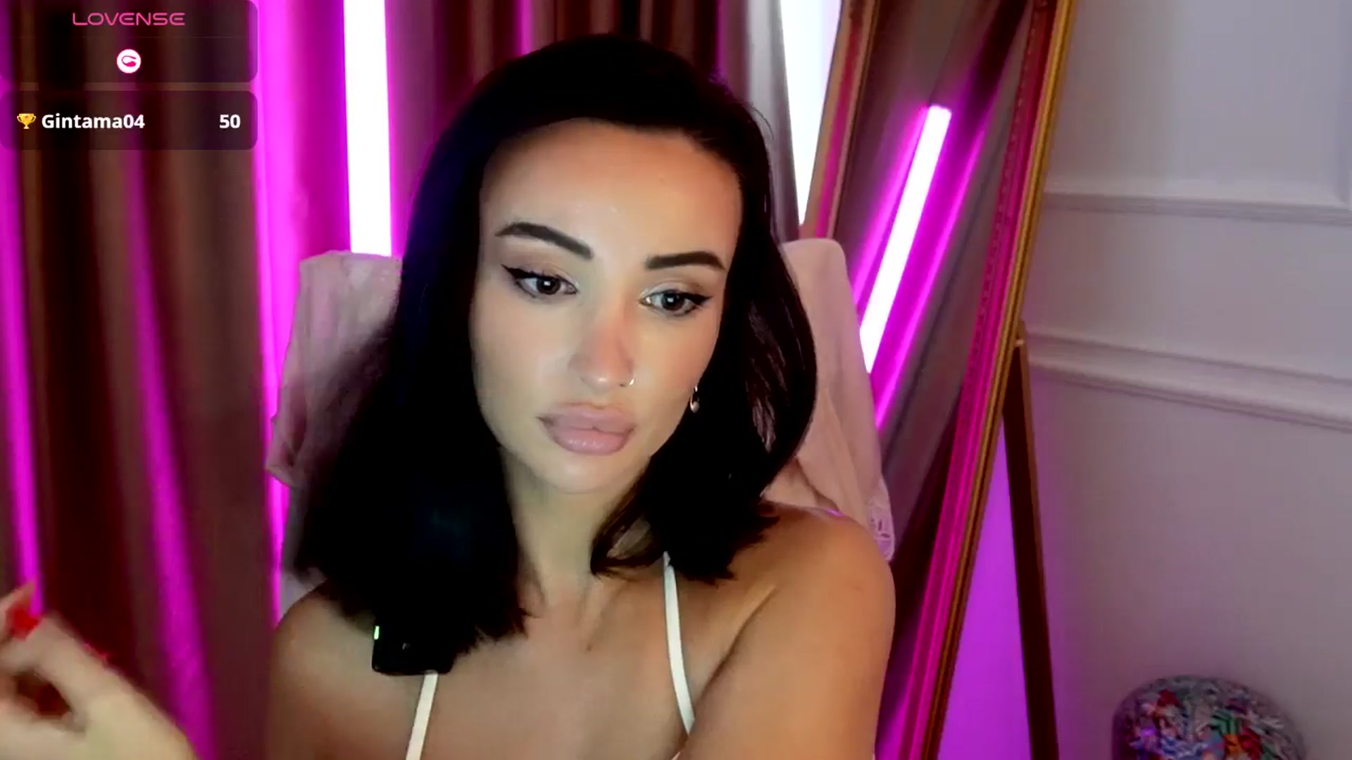 Gallery image thumbnail from AlyssiaKENT1's myfreecams stream on, 09/05/2025, 17:00 image 4 of 20