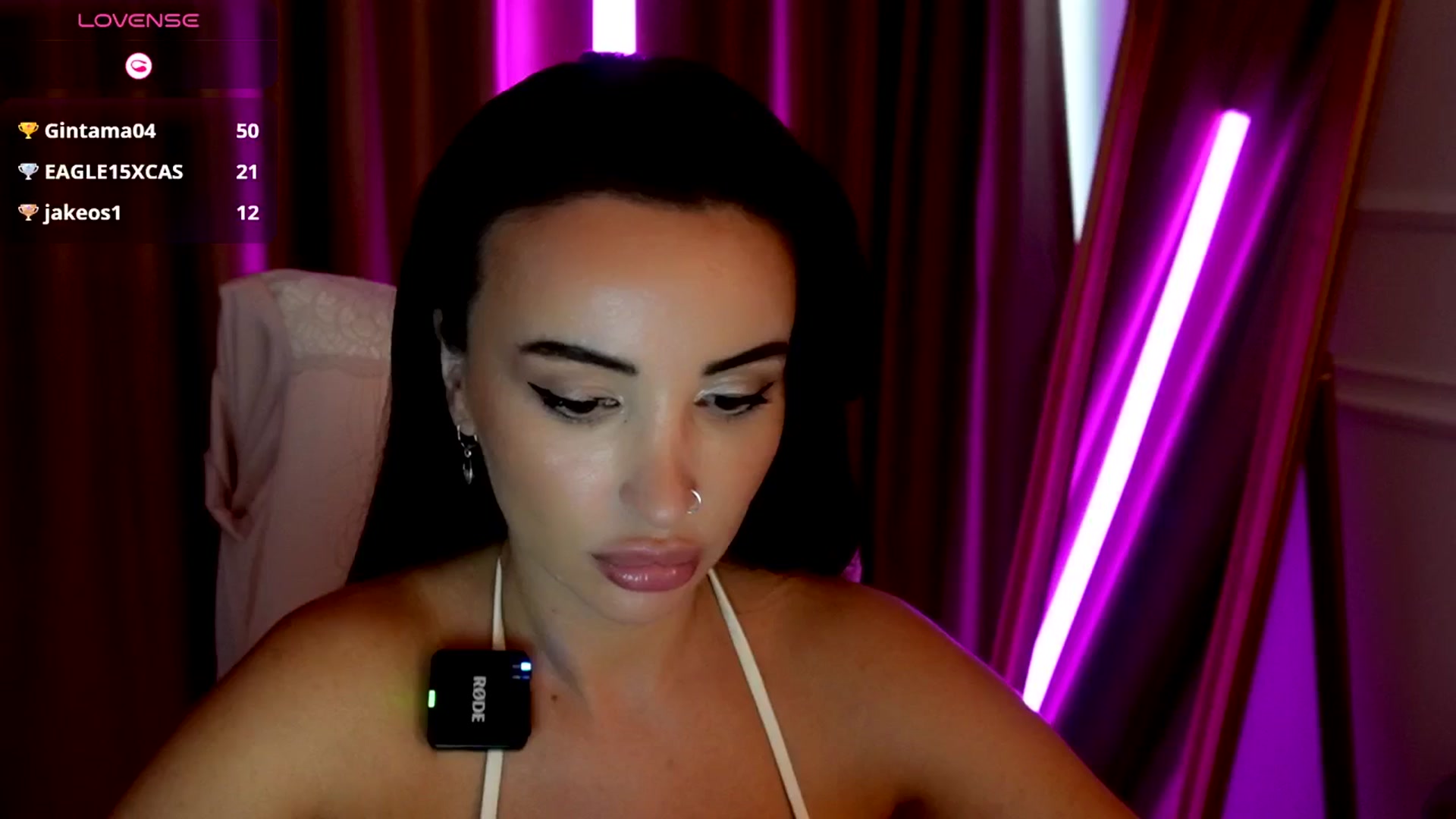 Gallery image thumbnail from AlyssiaKENT1's myfreecams stream on, 09/05/2025, 17:00 image 13 of 20