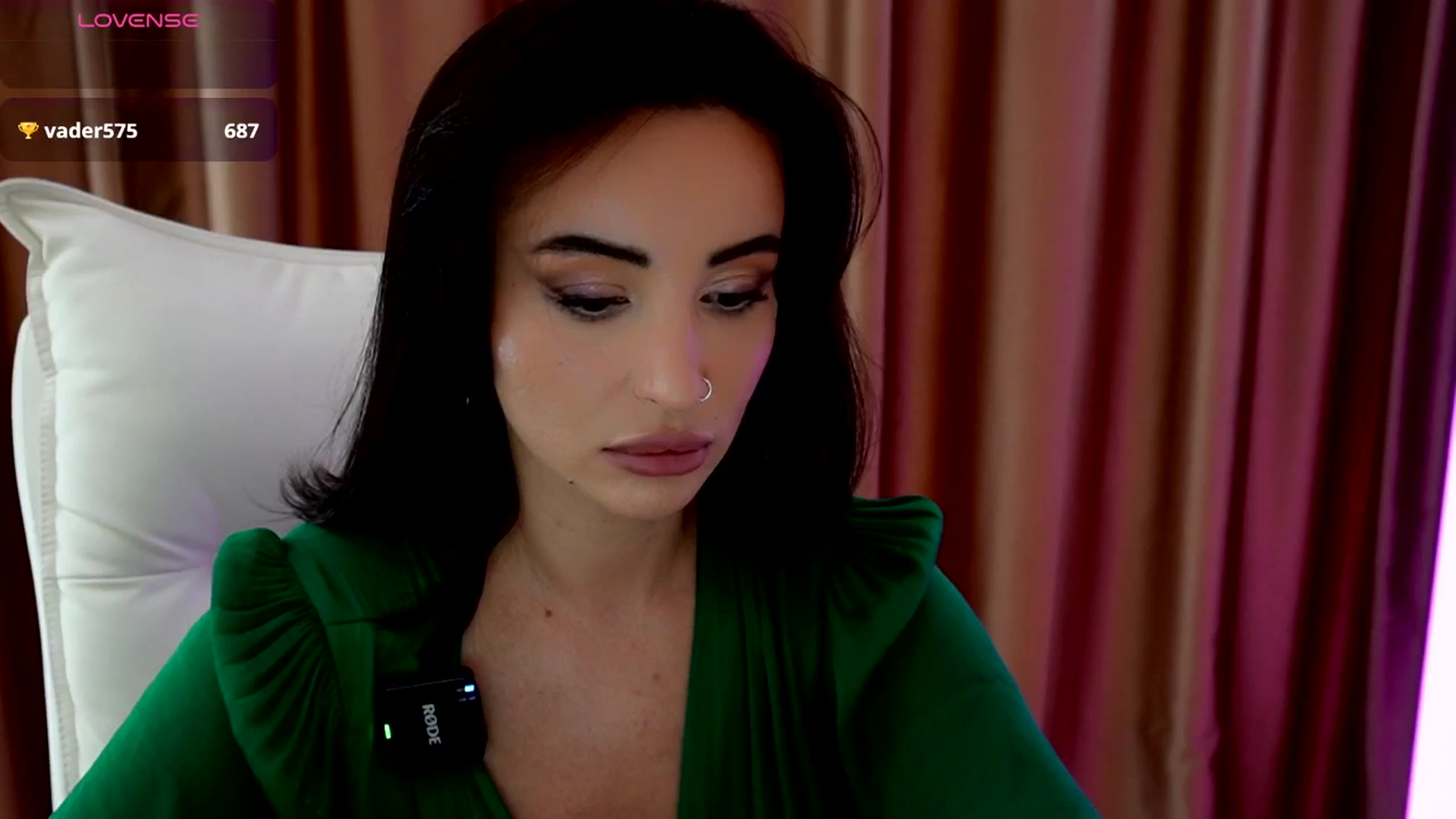 Gallery image thumbnail from AlyssiaKENT1's myfreecams stream on, 09/07/2025, 12:35 image 13 of 20