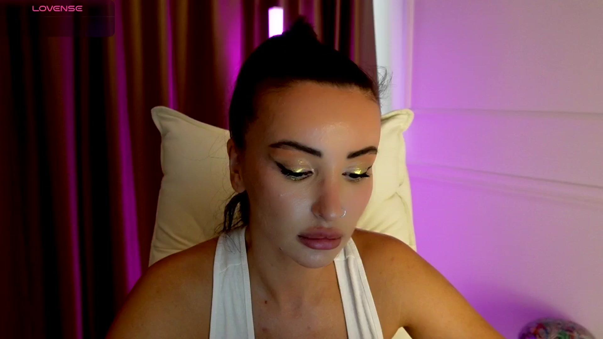 Gallery image thumbnail from AlyssiaKENT1's myfreecams stream on, 09/12/2025, 17:18 image 10 of 20