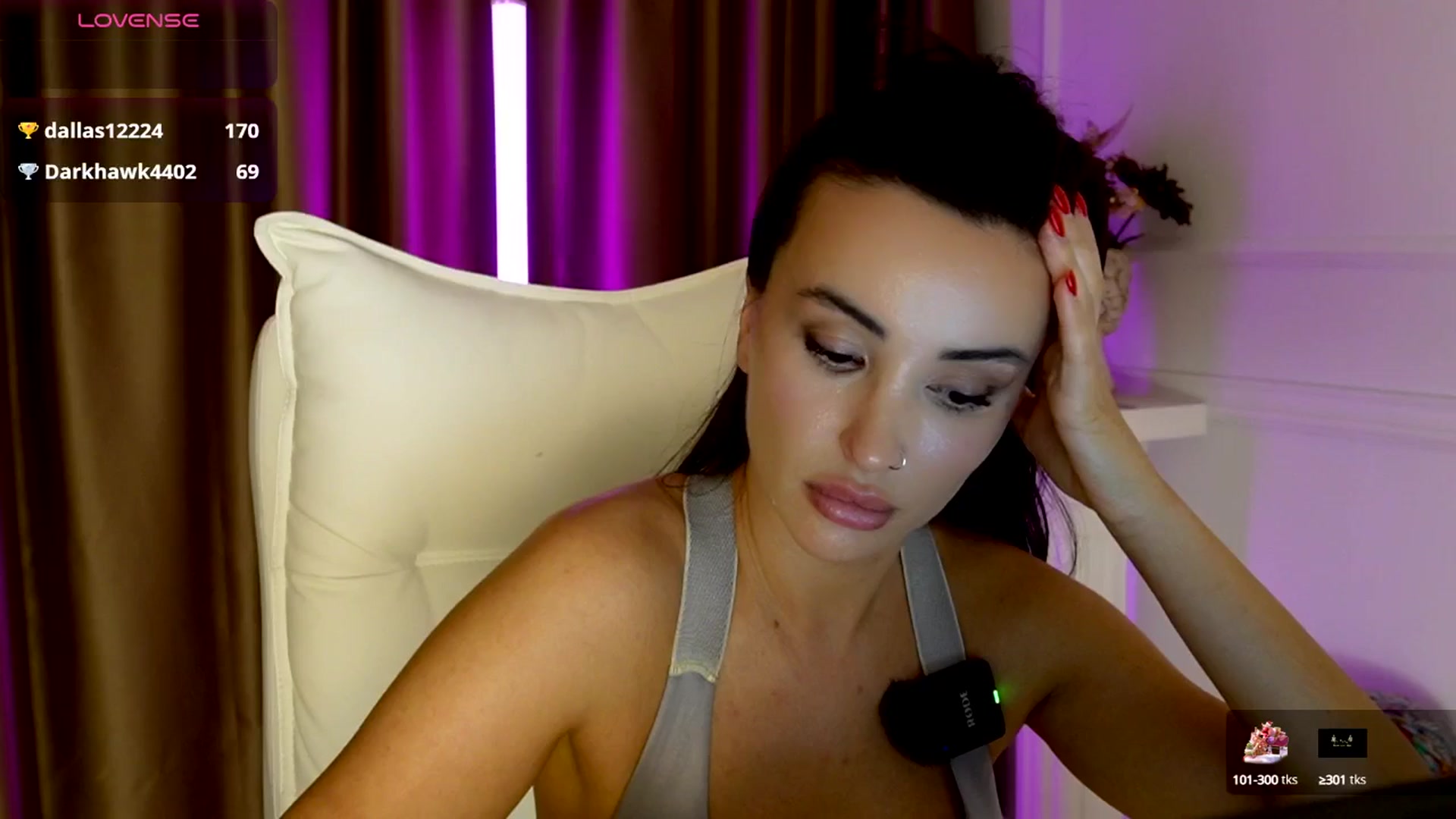 Gallery image thumbnail from AlyssiaKENT1's myfreecams stream on, 09/14/2025, 18:49 image 12 of 20