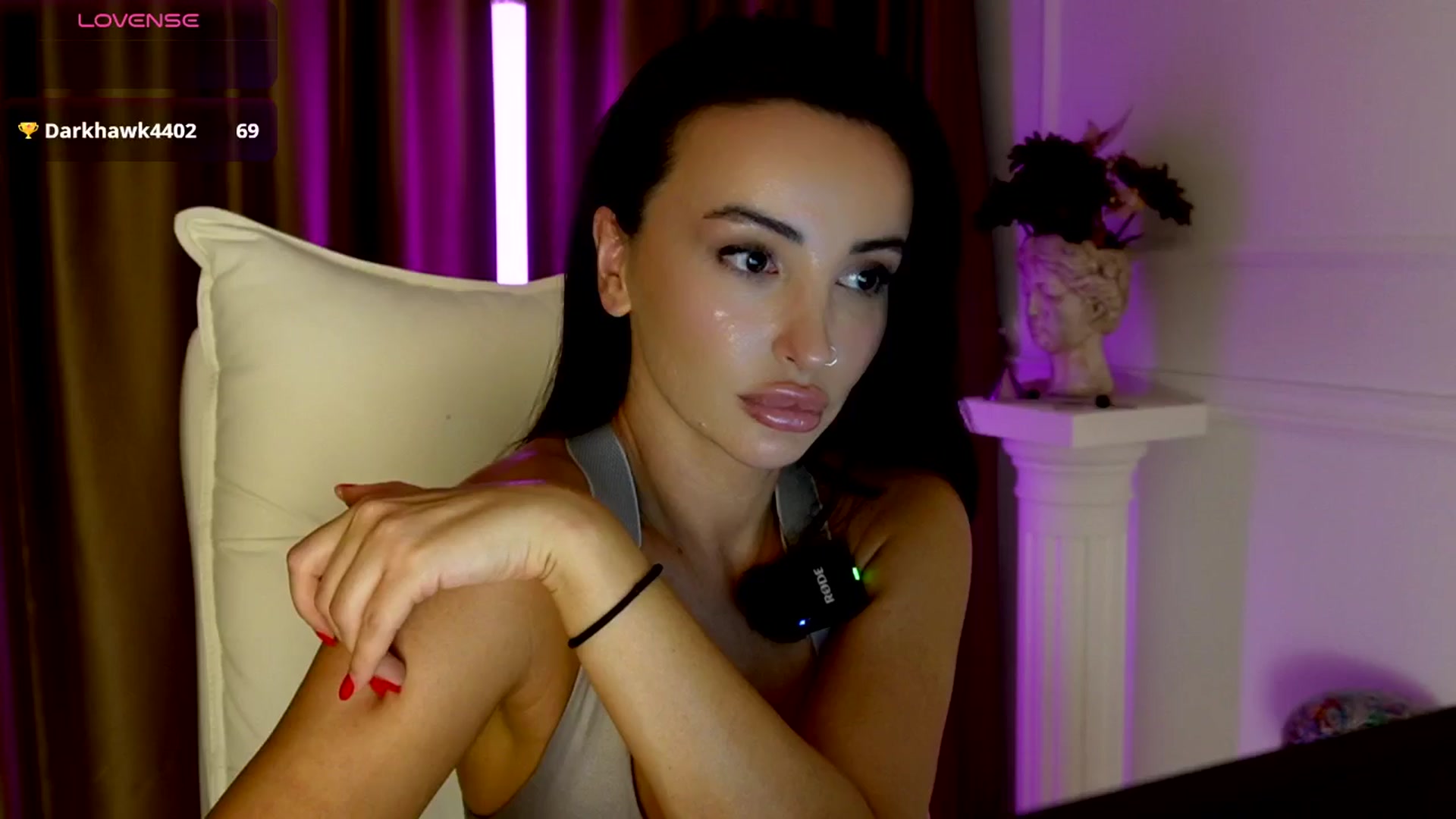 Gallery image thumbnail from AlyssiaKENT1's myfreecams stream on, 09/14/2025, 18:49 image 5 of 20