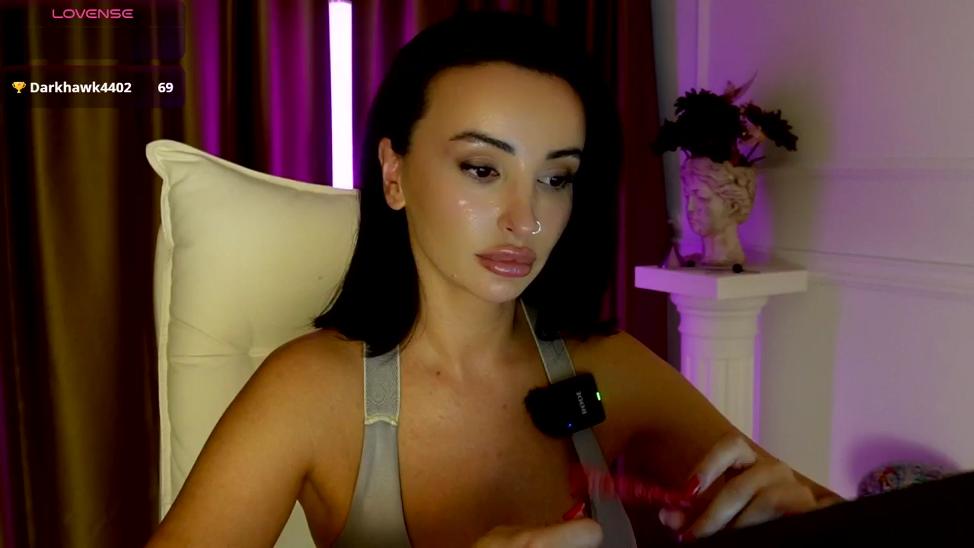 Gallery image thumbnail from AlyssiaKENT1's myfreecams stream on, 09/14/2025, 18:49 image 4 of 20