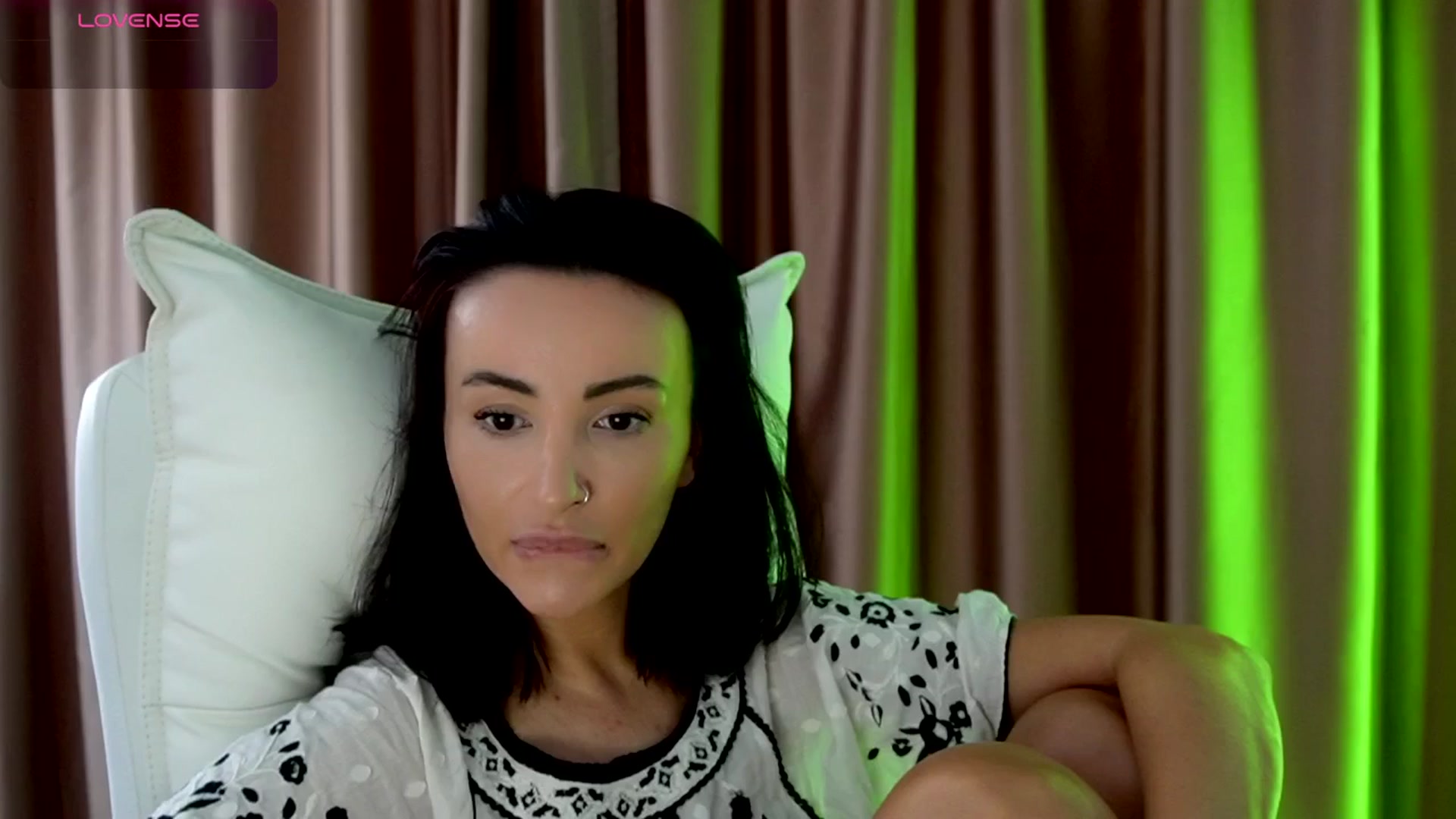 Gallery image thumbnail from AlyssiaKENT1's myfreecams stream on, 09/21/2025, 09:22 image 9 of 20