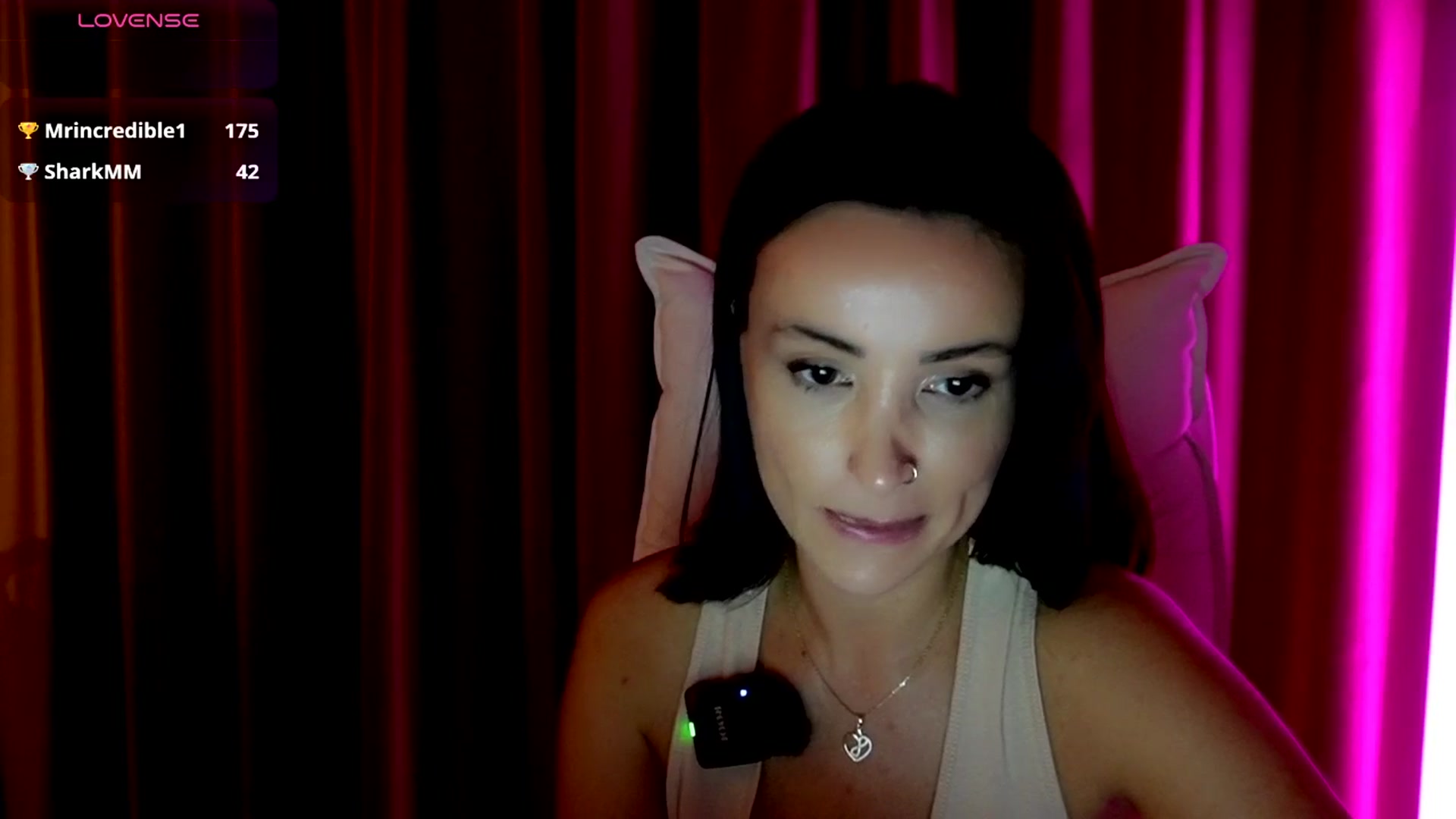 Gallery image thumbnail from AlyssiaKENT1's myfreecams stream on, 09/29/2025, 17:22 image 17 of 20