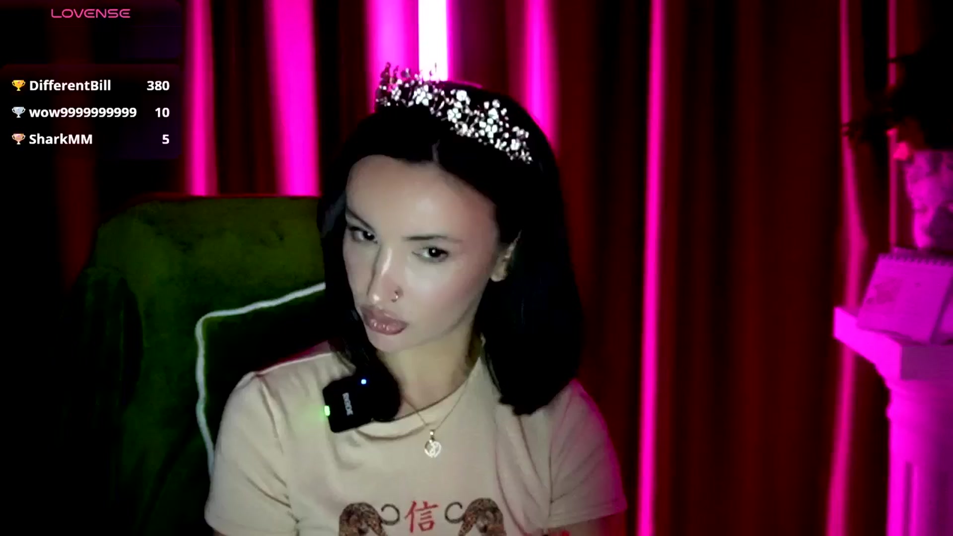 Gallery image thumbnail from AlyssiaKENT1's myfreecams stream on, 10/05/2025, 18:38 image 11 of 20