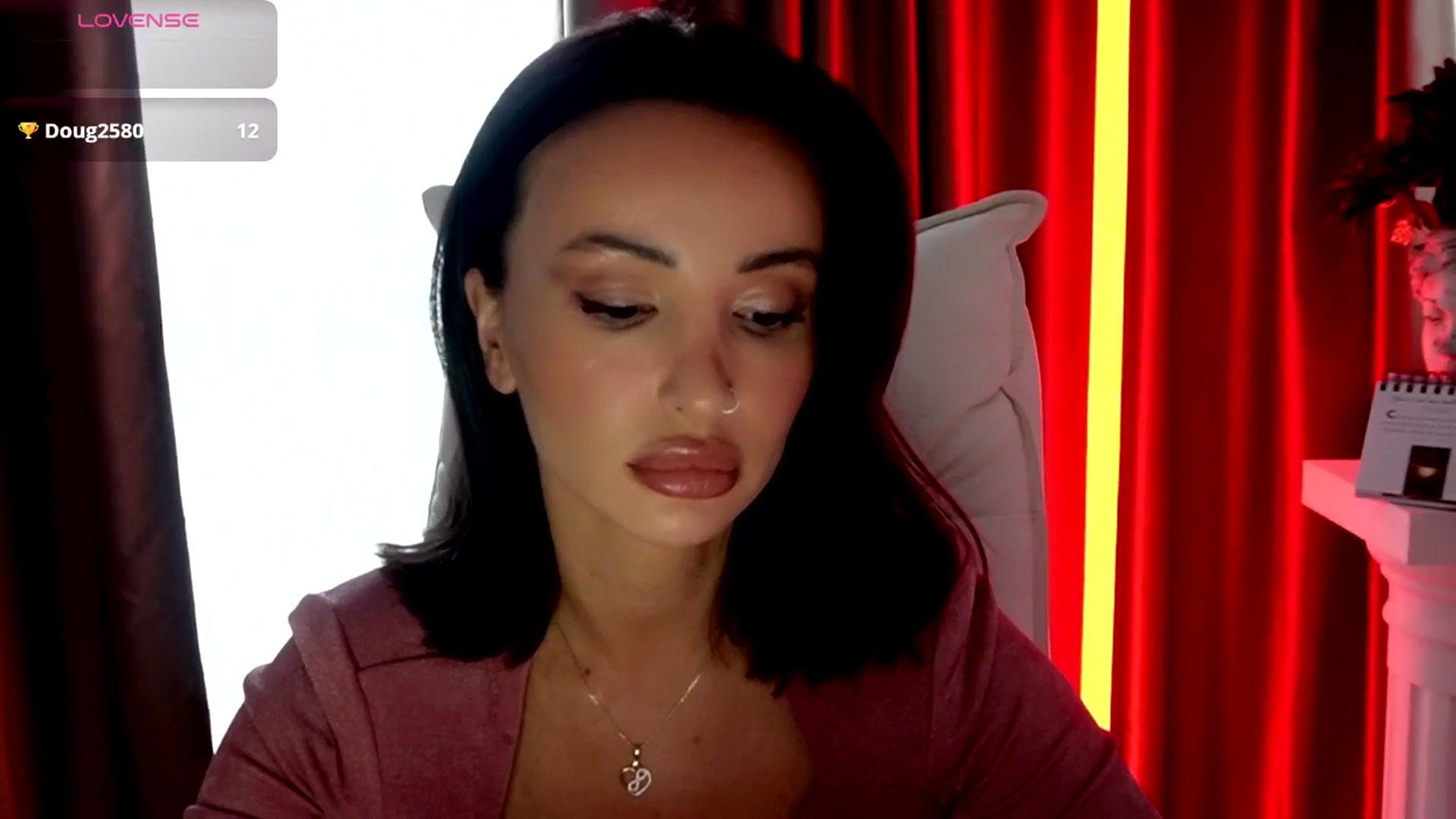 Gallery image thumbnail from AlyssiaKENT1's myfreecams stream on, 10/08/2025, 13:06 image 17 of 20