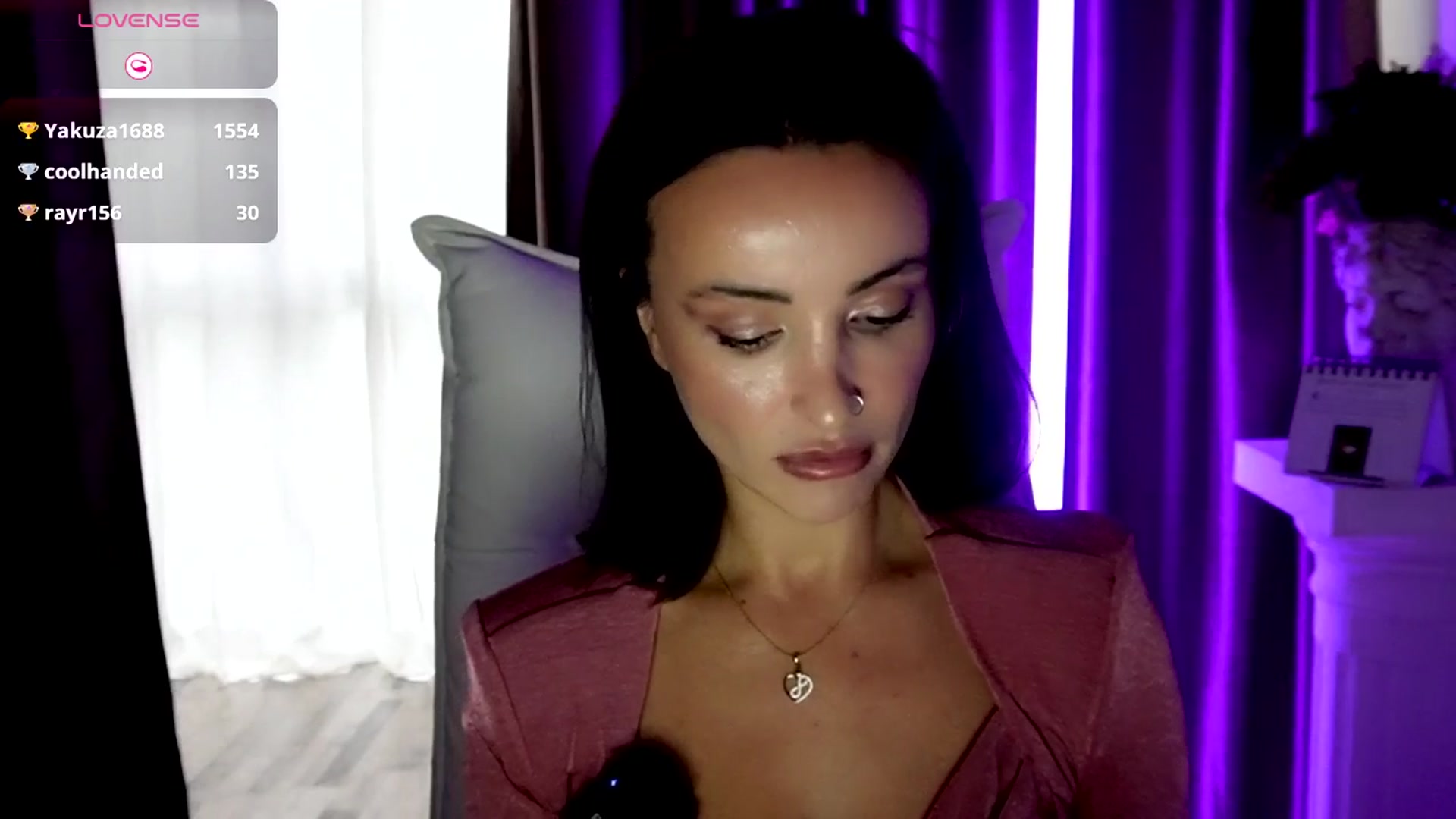Gallery image thumbnail from AlyssiaKENT1's myfreecams stream on, 10/08/2025, 15:18 image 17 of 20