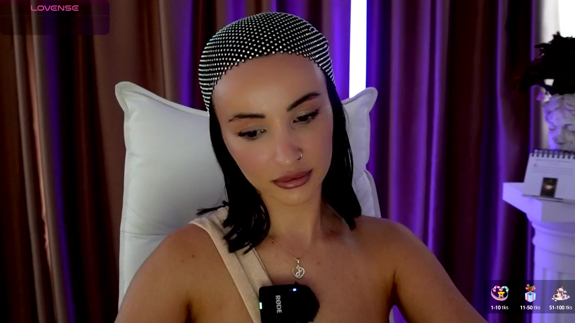 Gallery image thumbnail from AlyssiaKENT1's myfreecams stream on, 10/10/2025, 14:30 image 12 of 20