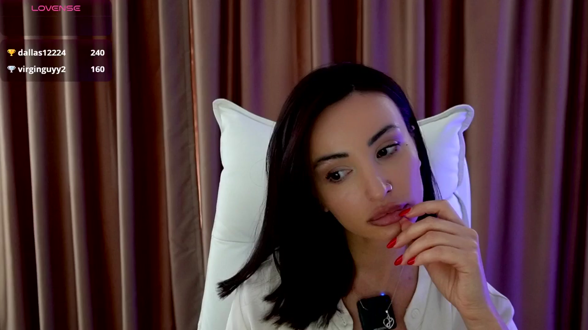 Gallery image thumbnail from AlyssiaKENT1's myfreecams stream on, 10/12/2025, 11:36 image 3 of 20