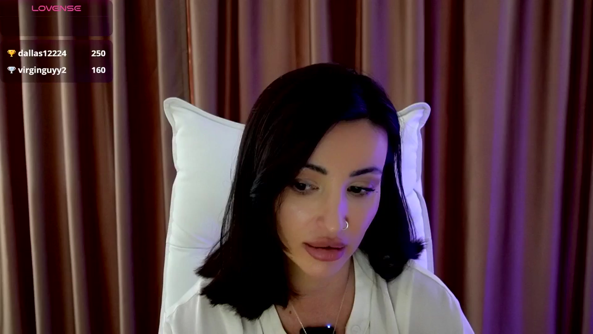 Gallery image thumbnail from AlyssiaKENT1's myfreecams stream on, 10/12/2025, 11:36 image 4 of 20