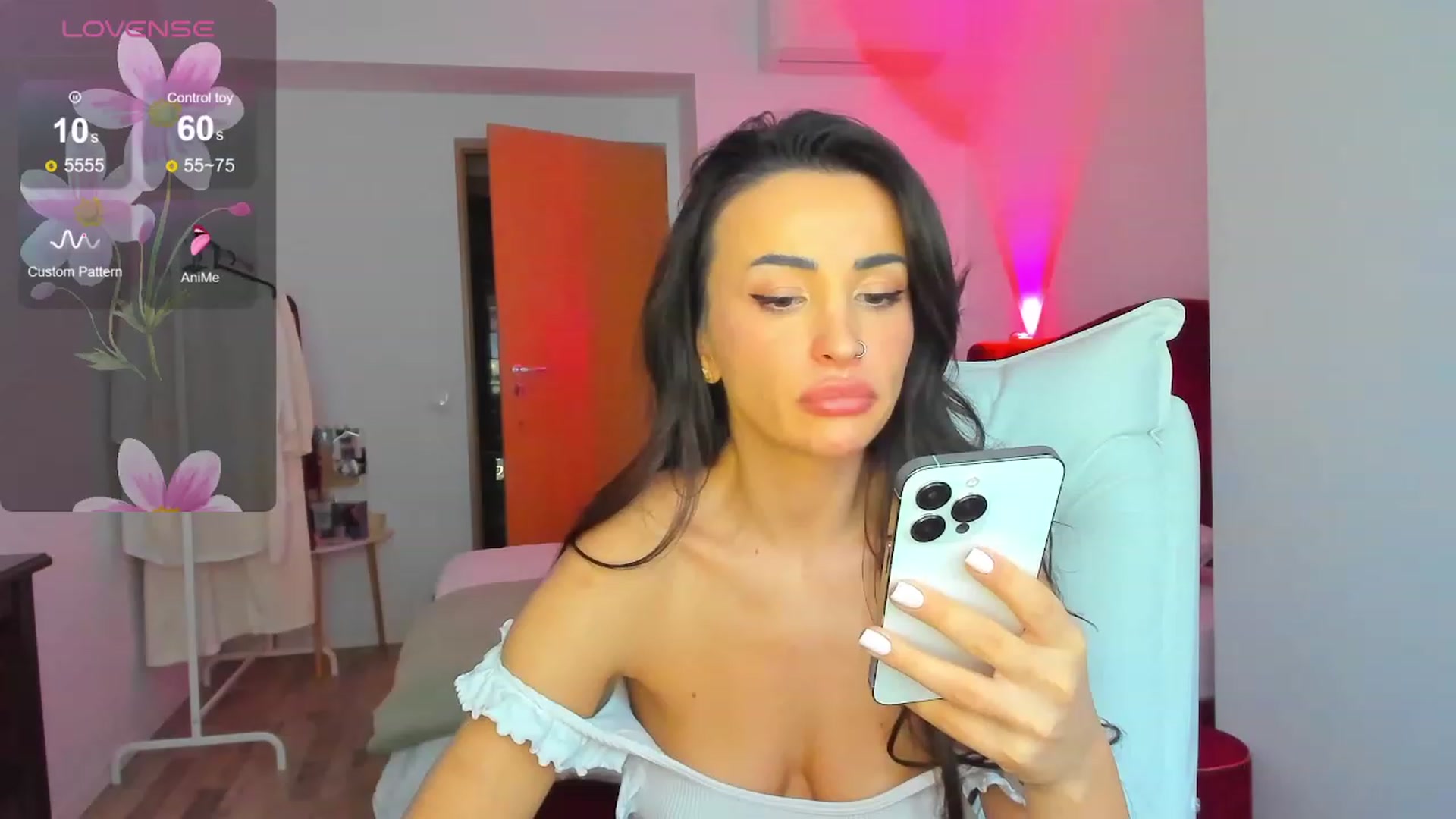 Gallery image thumbnail from AlyssiaKENTX's myfreecams stream on, 12/04/2023, 14:04 image 20 of 20