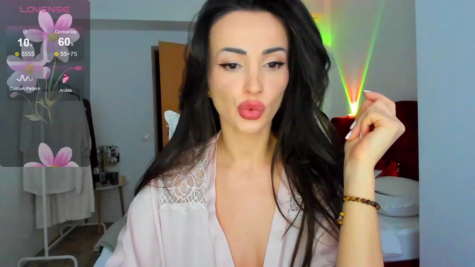 Gallery image thumbnail from AlyssiaKENTX's myfreecams stream on, 12/05/2023, 14:30 image 1 of 20