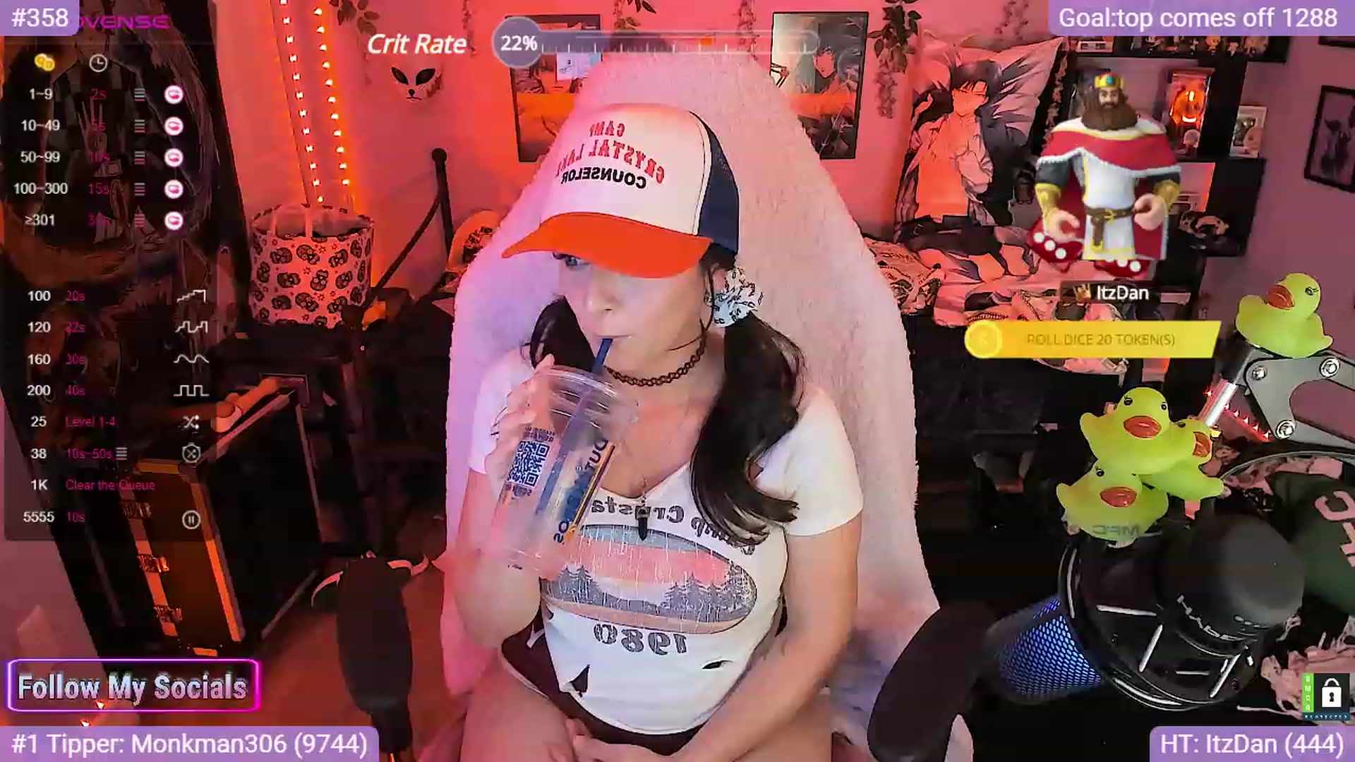 Gallery image thumbnail from Alyx_Singer's myfreecams stream on, 10/13/2023, 17:30 image 19 of 20