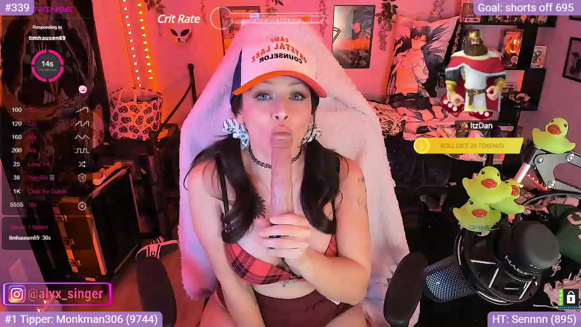 Gallery image thumbnail from Alyx_Singer's myfreecams stream on, 10/13/2023, 18:38 image 4 of 20