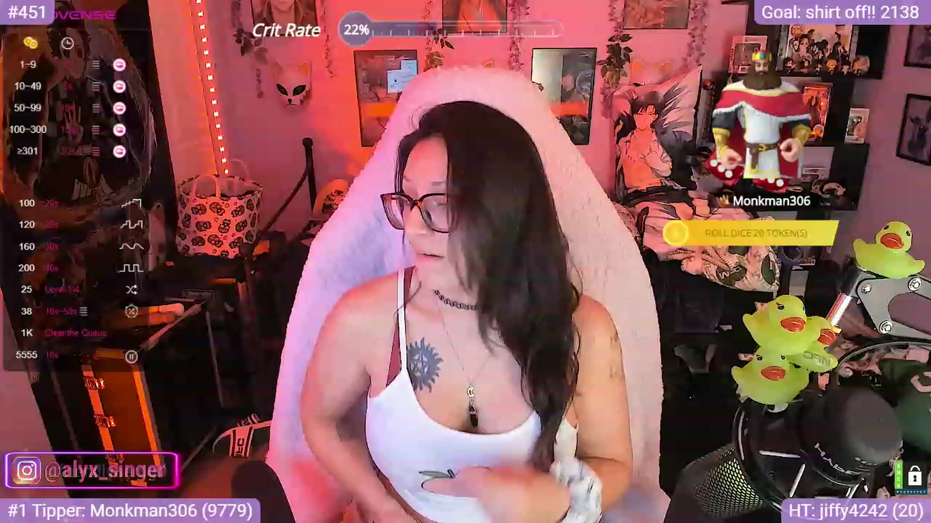 Gallery image thumbnail from Alyx_Singer's myfreecams stream on, 10/16/2023, 19:15 image 5 of 20