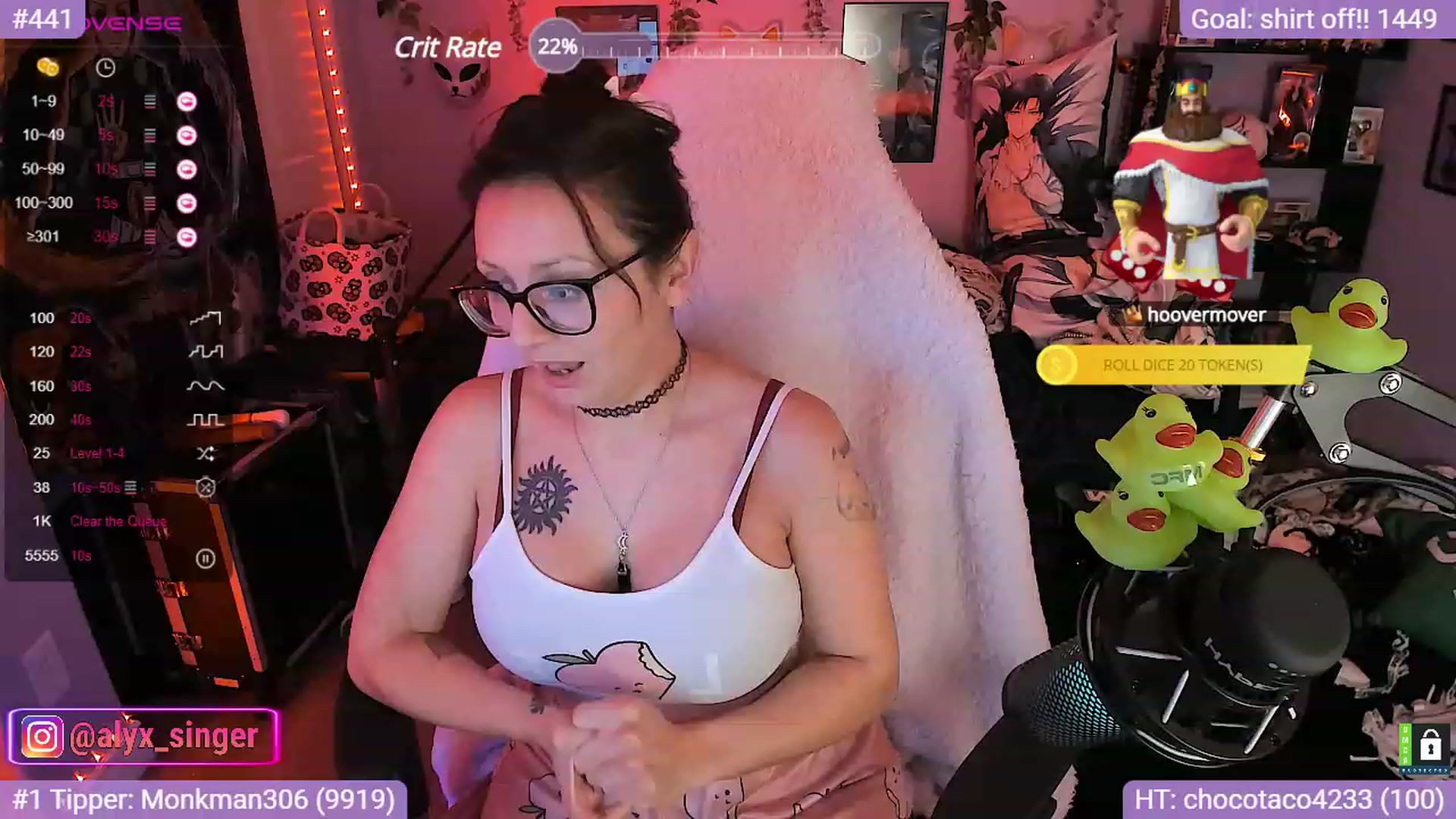 Gallery image thumbnail from Alyx_Singer's myfreecams stream on, 10/16/2023, 22:43 image 10 of 20