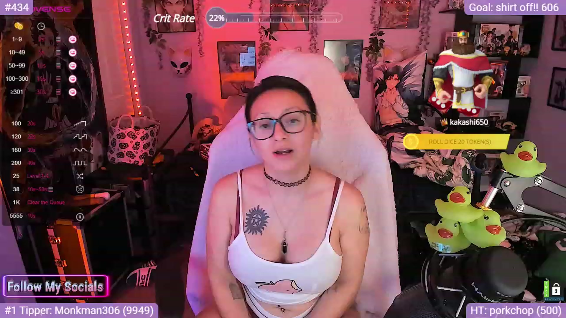 Gallery image thumbnail from Alyx_Singer's myfreecams stream on, 10/17/2023, 06:16 image 19 of 20