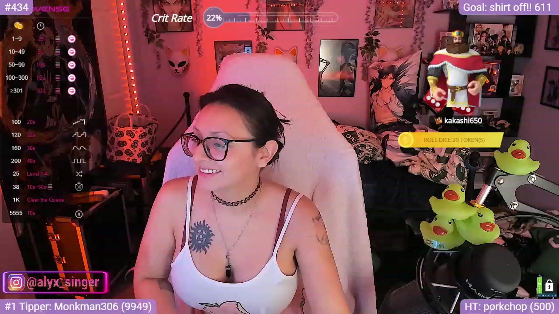 Gallery image thumbnail from Alyx_Singer's myfreecams stream on, 10/17/2023, 06:16 image 12 of 20