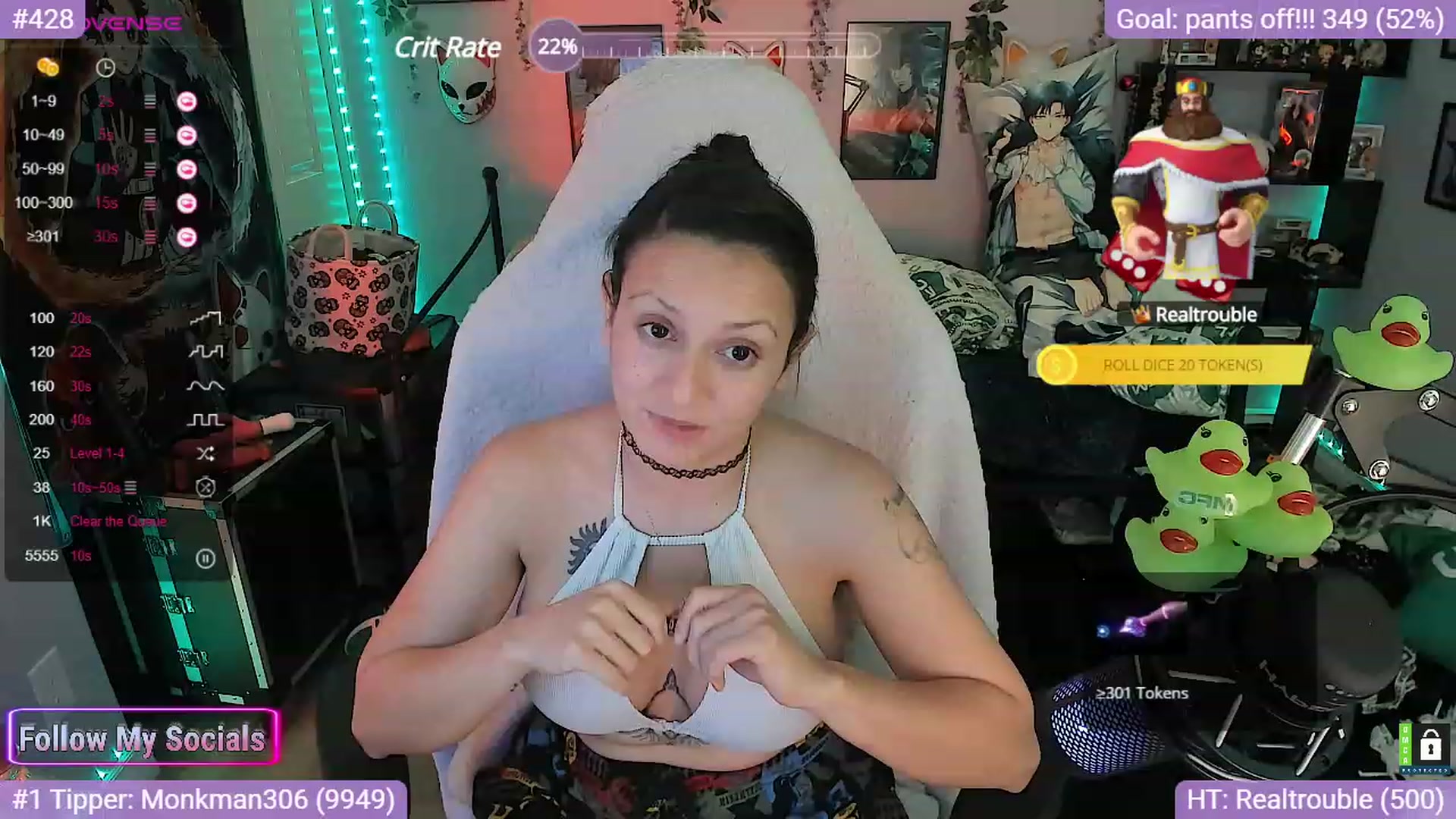 Gallery image thumbnail from Alyx_Singer's myfreecams stream on, 10/17/2023, 21:13 image 16 of 20