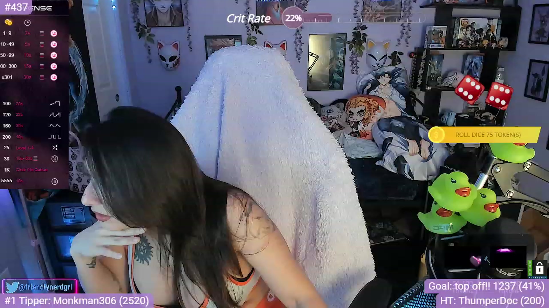 Gallery image thumbnail from Alyx_Singer's myfreecams stream on, 11/14/2023, 18:32 image 18 of 20