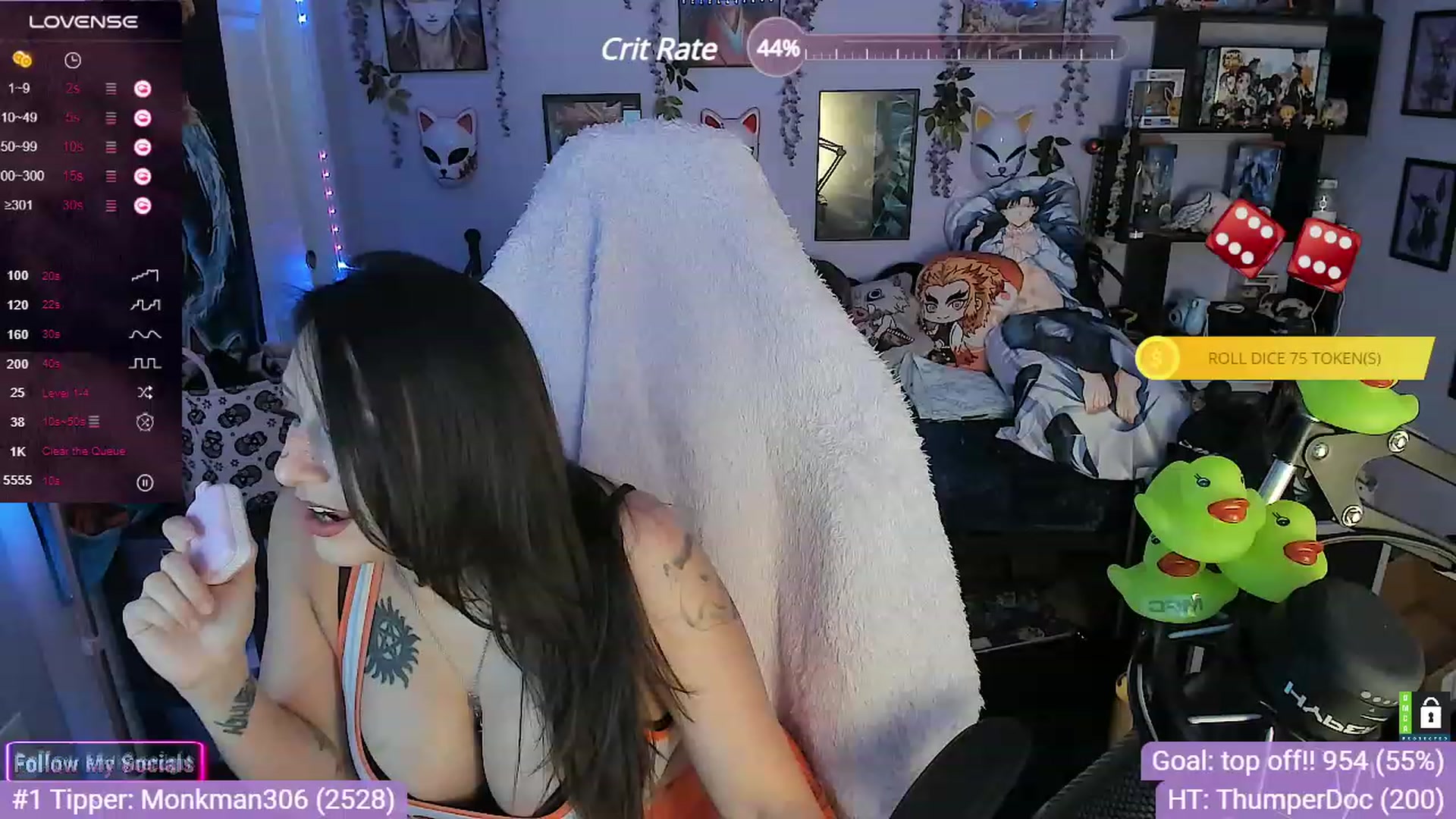 Gallery image thumbnail from Alyx_Singer's myfreecams stream on, 11/14/2023, 19:12 image 11 of 20