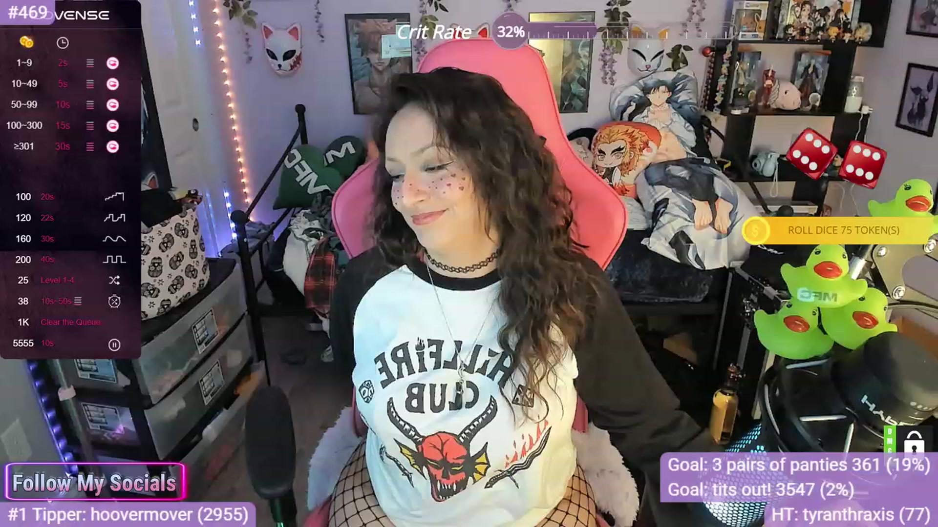 Gallery image thumbnail from Alyx_Singer's myfreecams stream on, 11/17/2023, 22:20 image 6 of 20