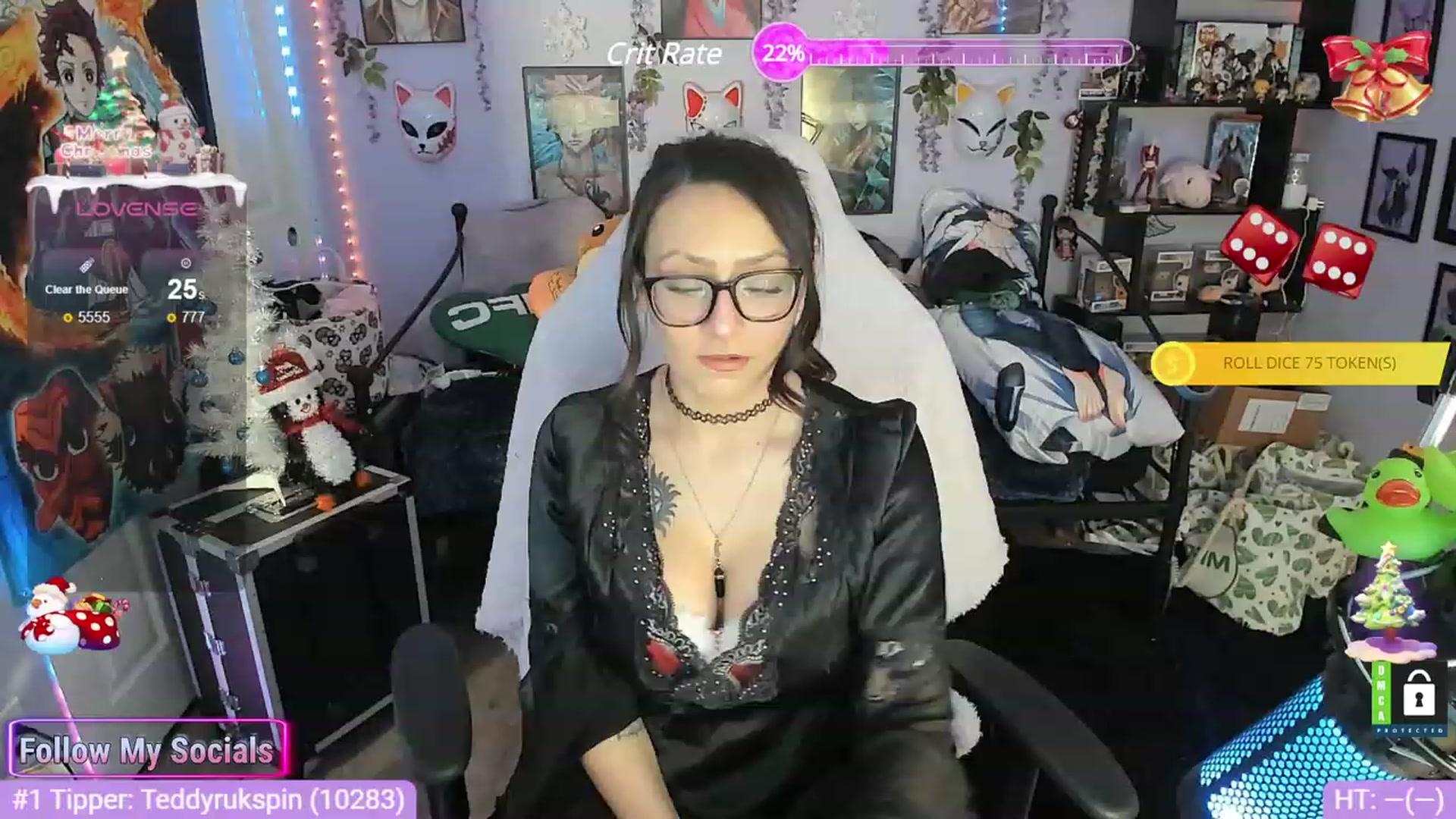 Gallery image thumbnail from Alyx_Singer's myfreecams stream on, 12/25/2023, 05:17 image 4 of 20